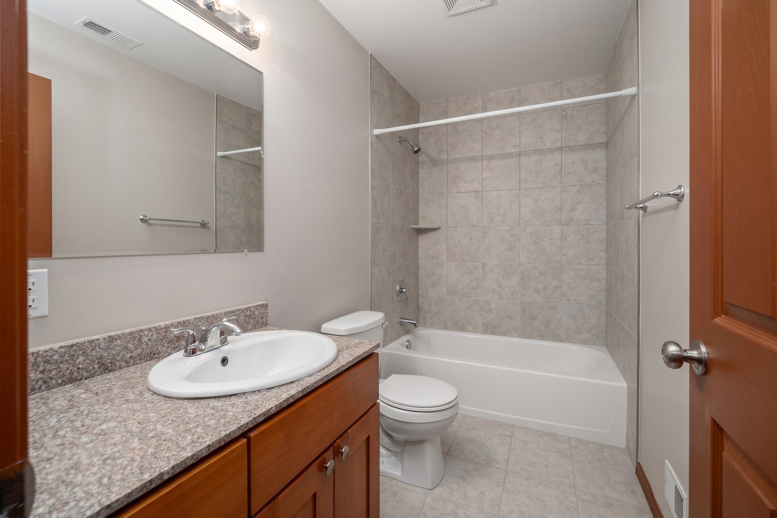 2417/2419 E 8th Ave - Photo 30
