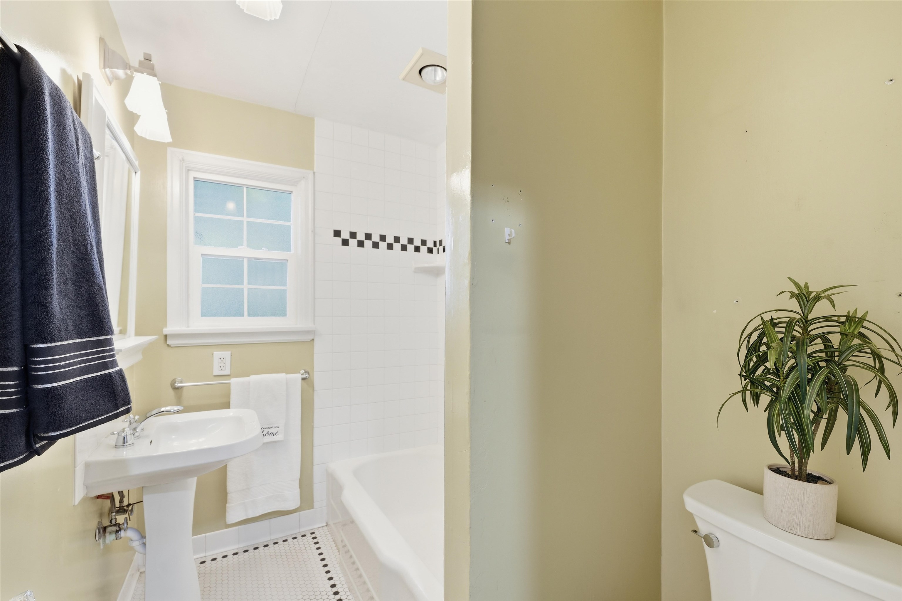 1728 E 9th Ave - Photo 27