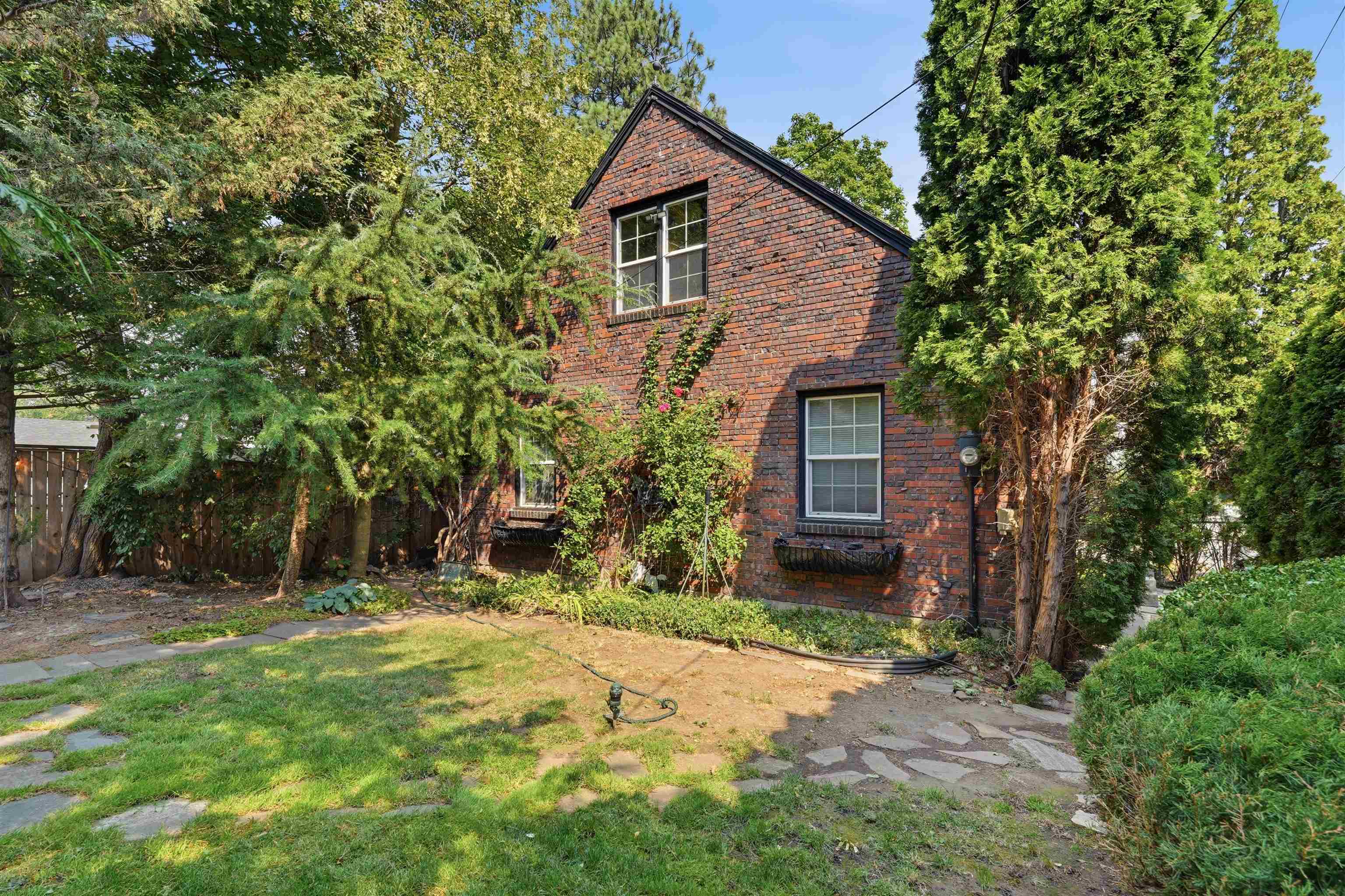 1728 E 9th Ave - Photo 37