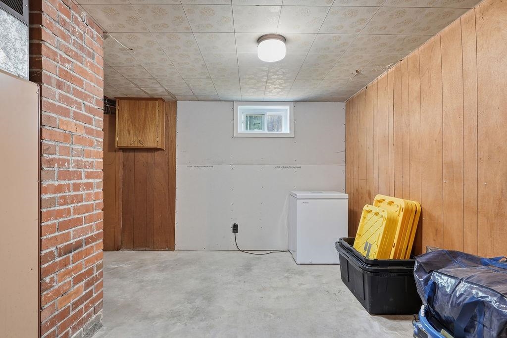544 E Glass Ave - Photo 27