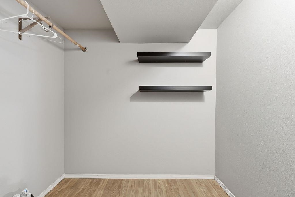 544 E Glass Ave - Photo 31