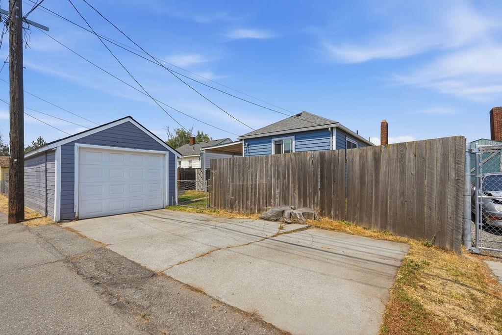 544 E Glass Ave - Photo 38