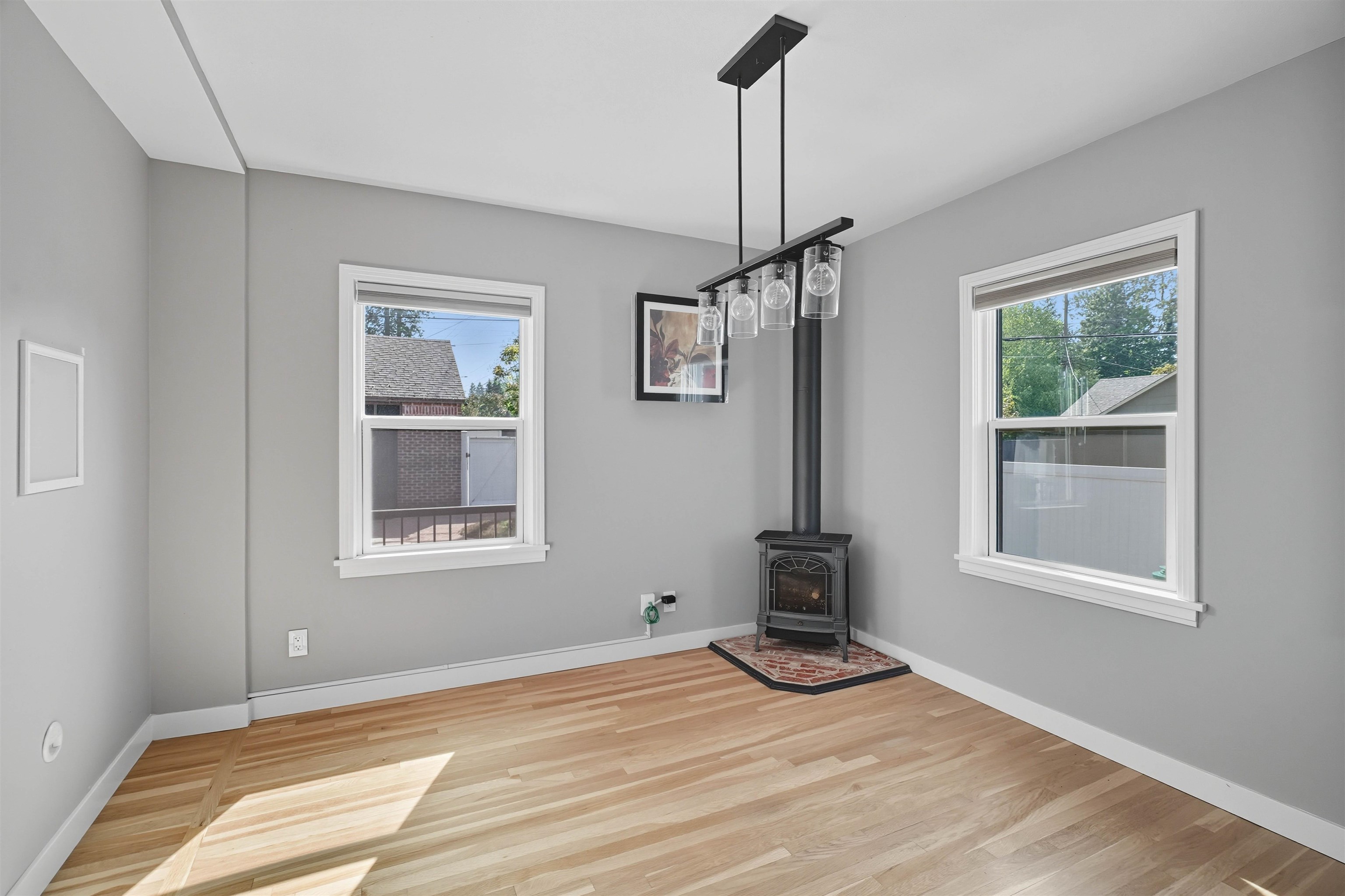 227 W 26TH Ave - Photo 7