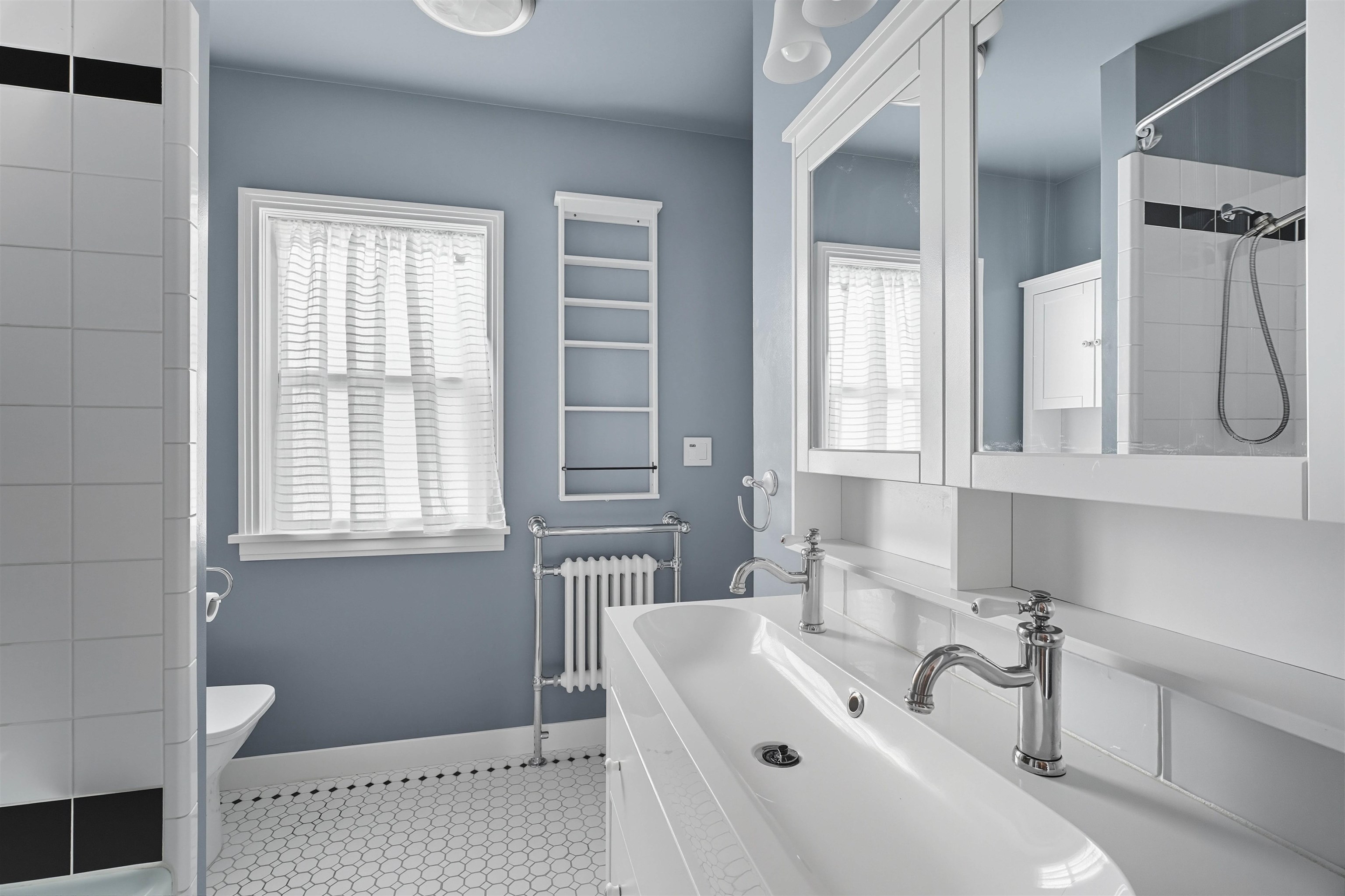 227 W 26TH Ave - Photo 12