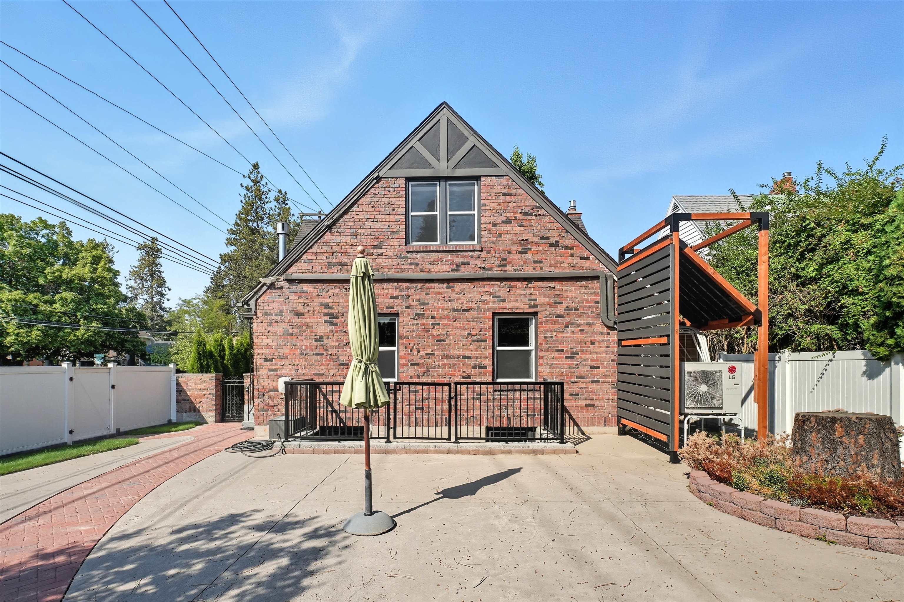 227 W 26TH Ave - Photo 35