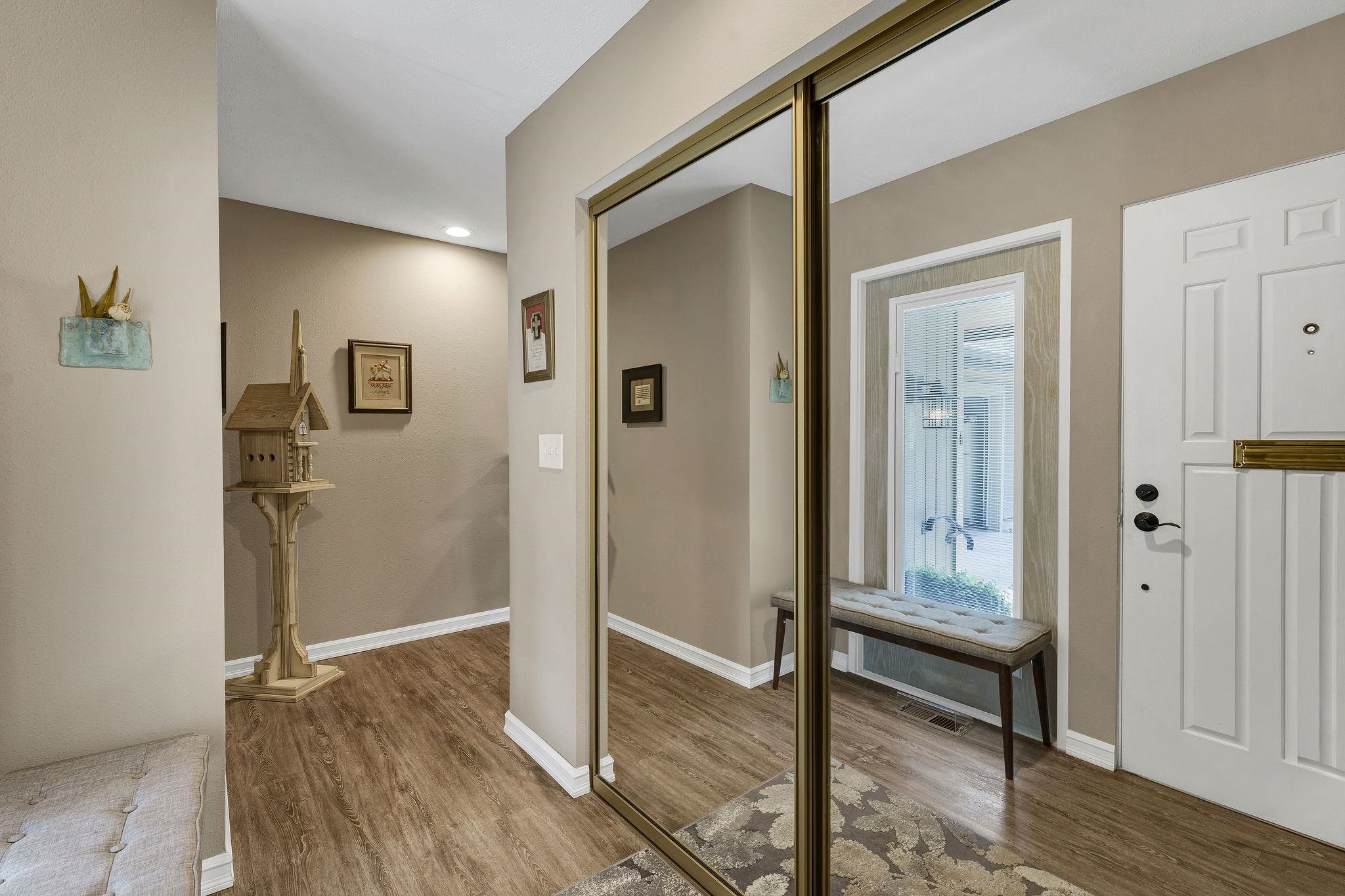2221 E Rockwood Blvd - Photo 5