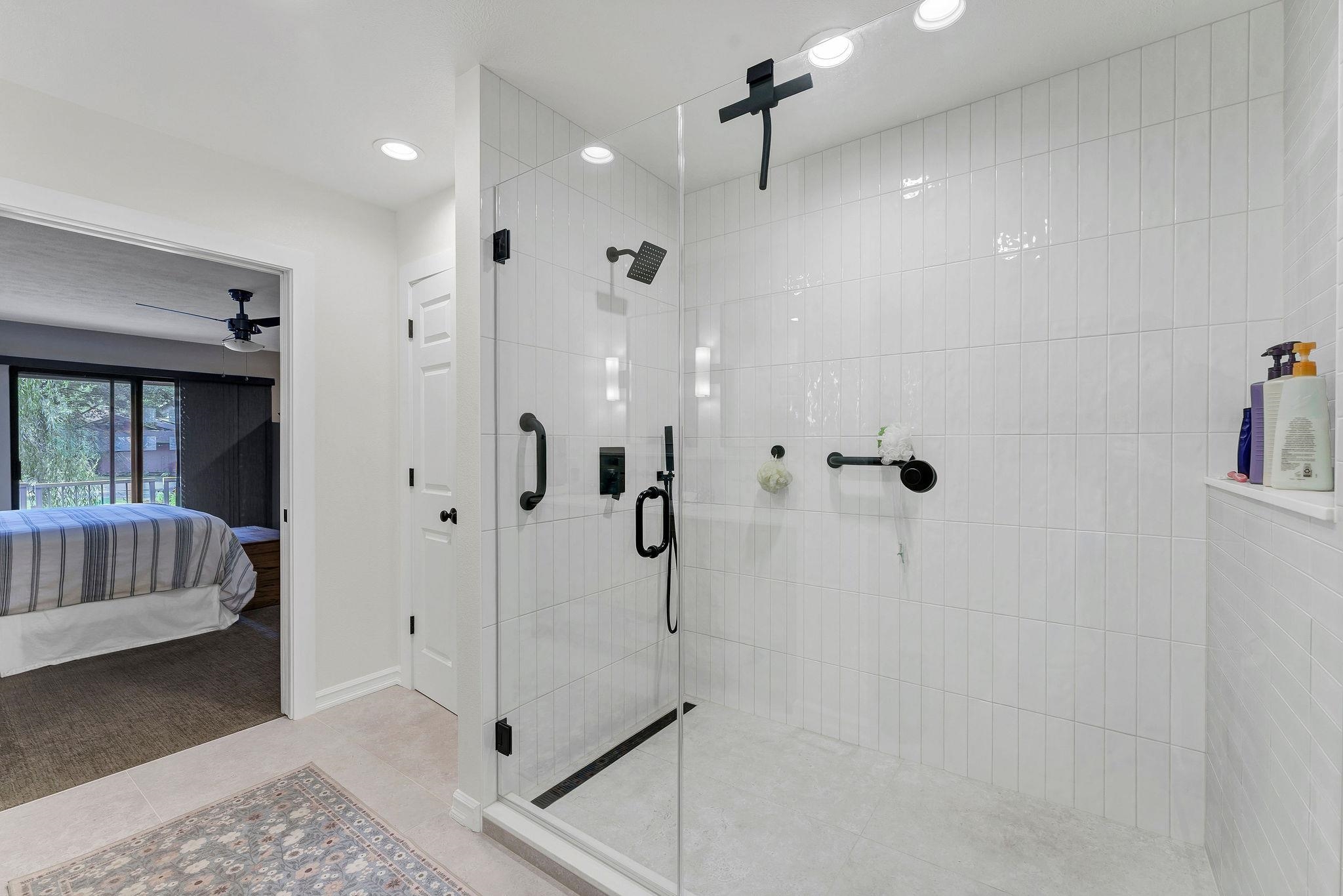 2221 E Rockwood Blvd - Photo 29