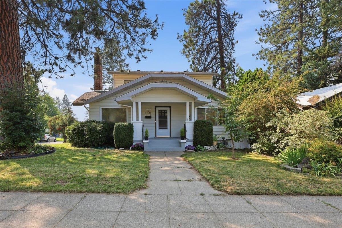 1528 S Adams St - Photo 1