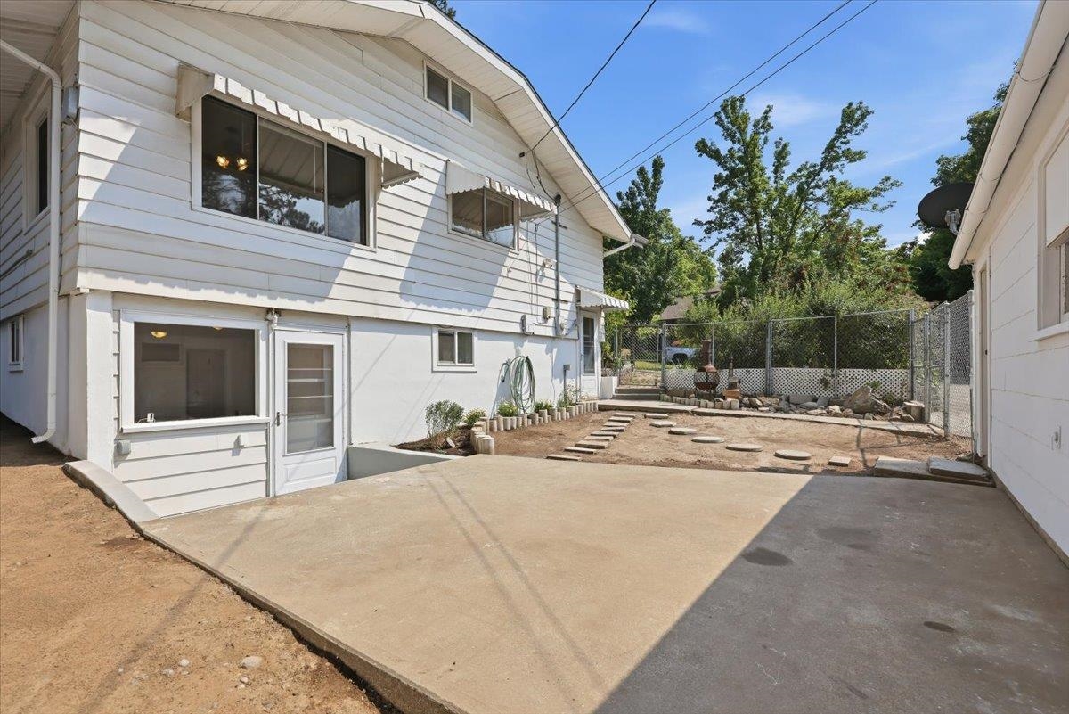 1528 S Adams St - Photo 42