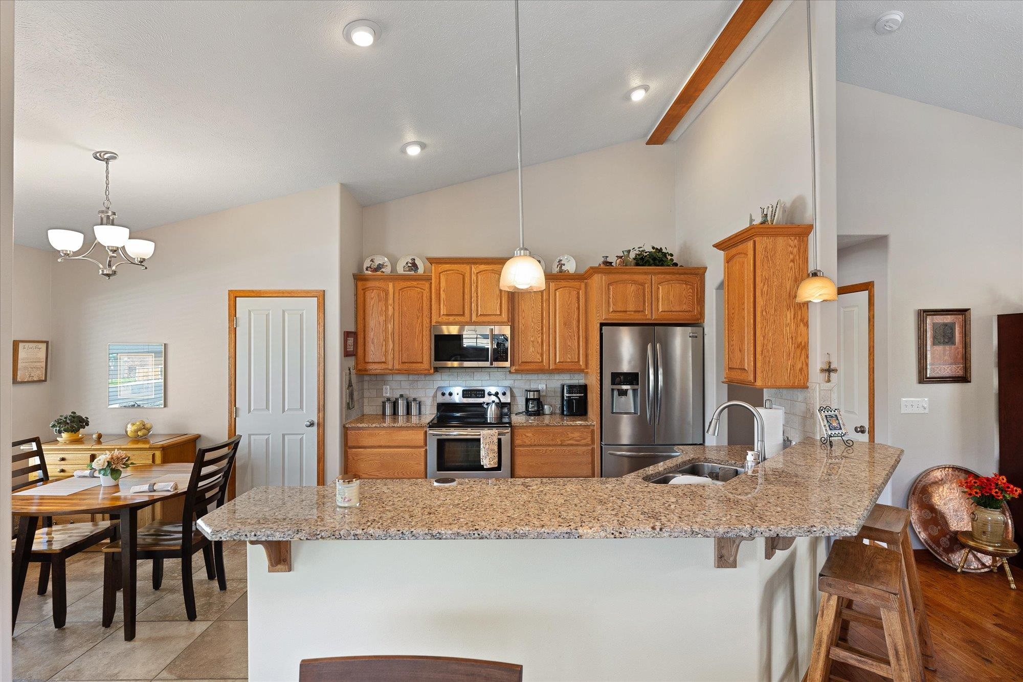 17012 N EAGLE NEST Ln - Photo 9