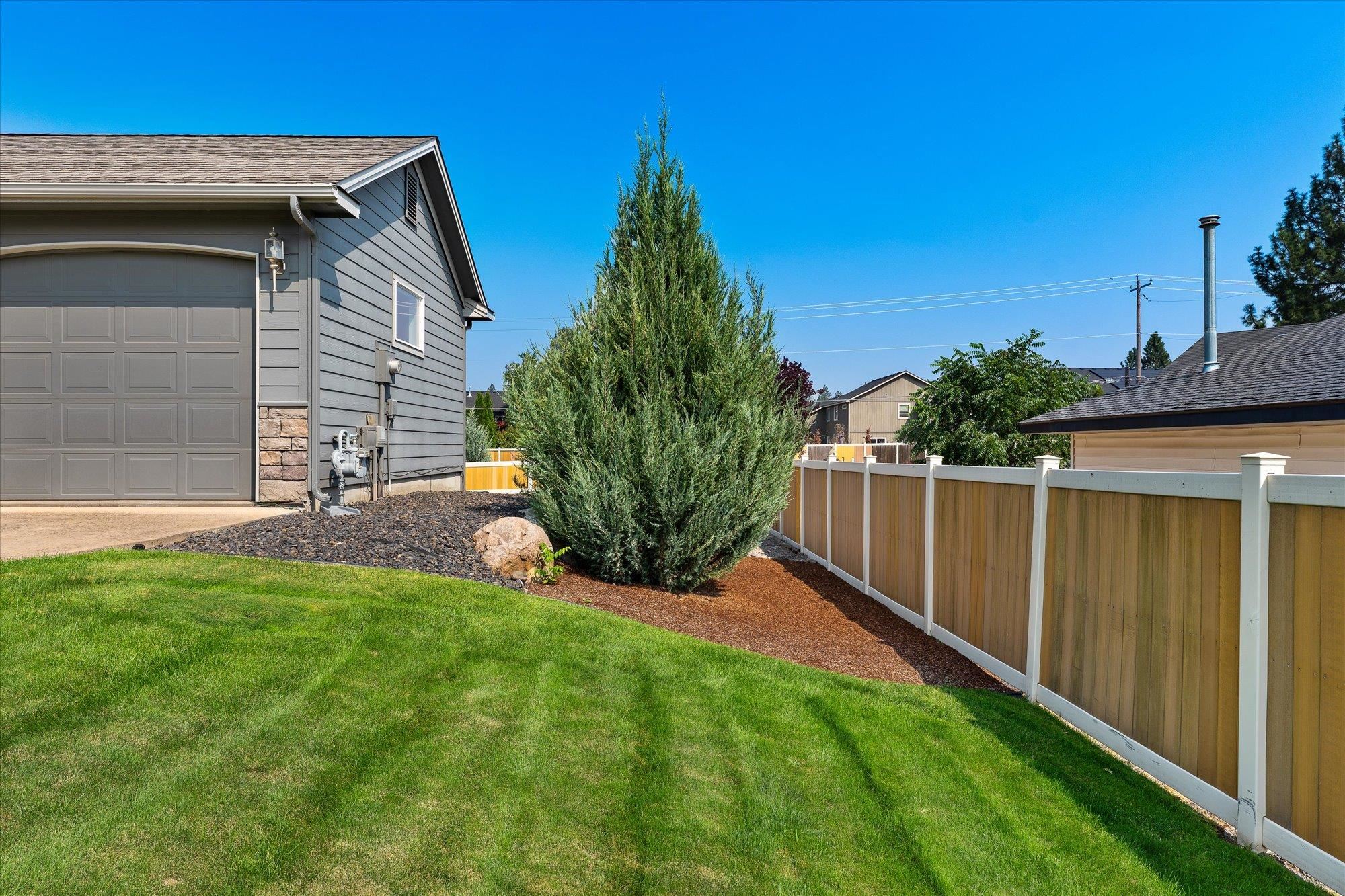 17012 N EAGLE NEST Ln - Photo 39