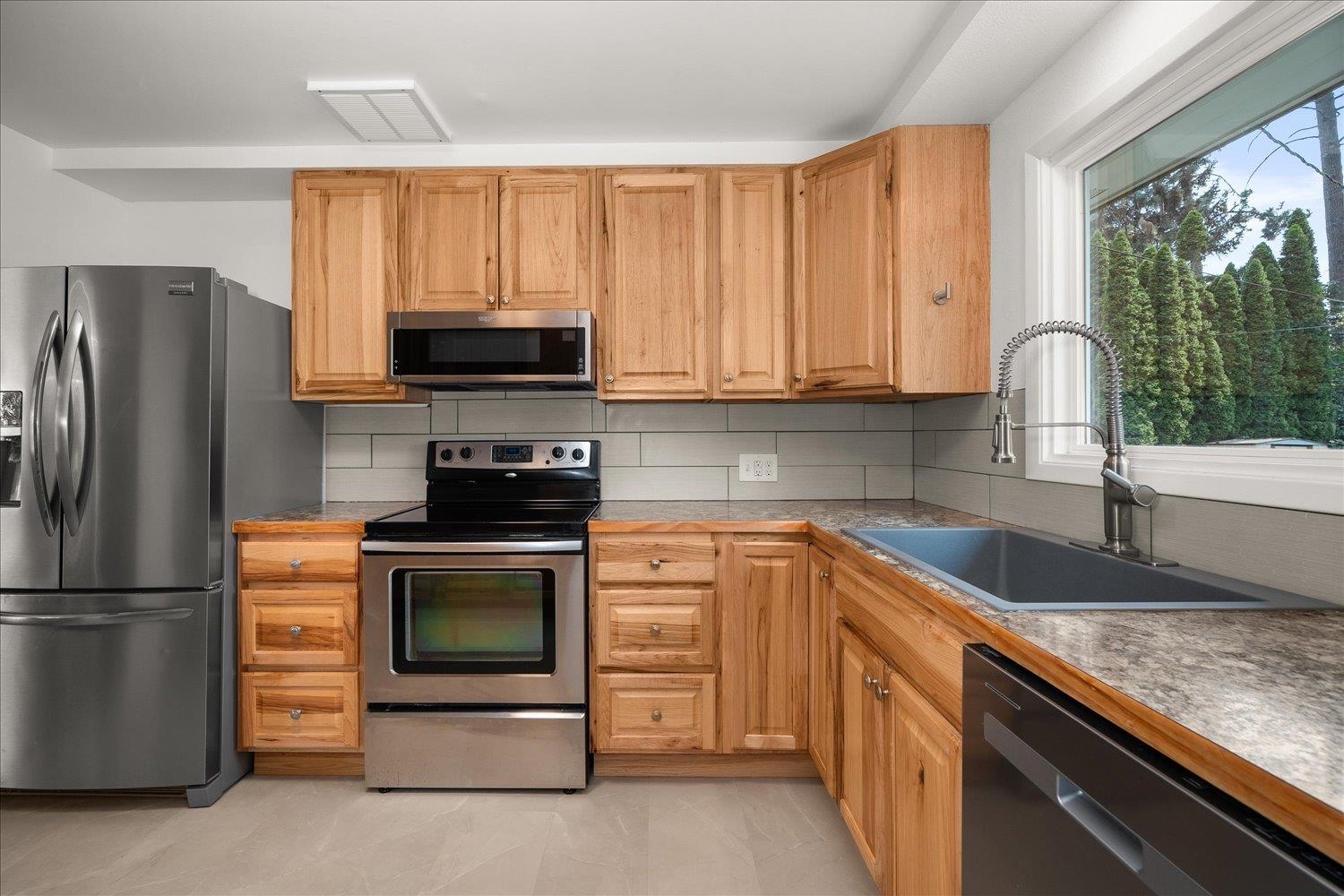 12712 E Saltese Rd - Photo 11