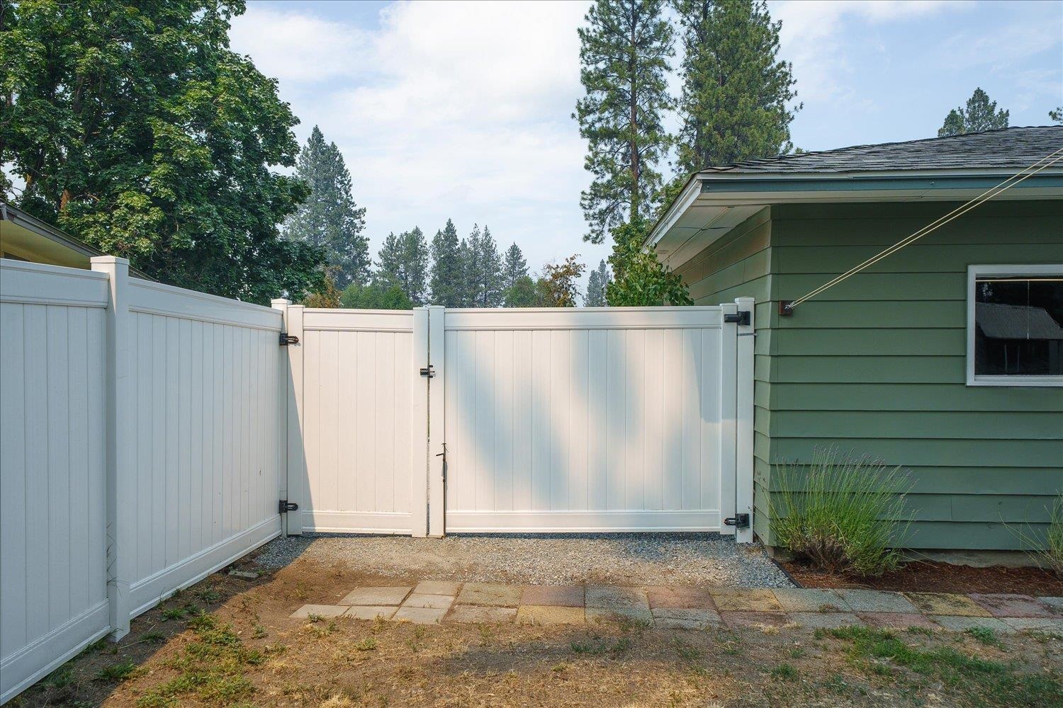 12712 E Saltese Rd - Photo 32