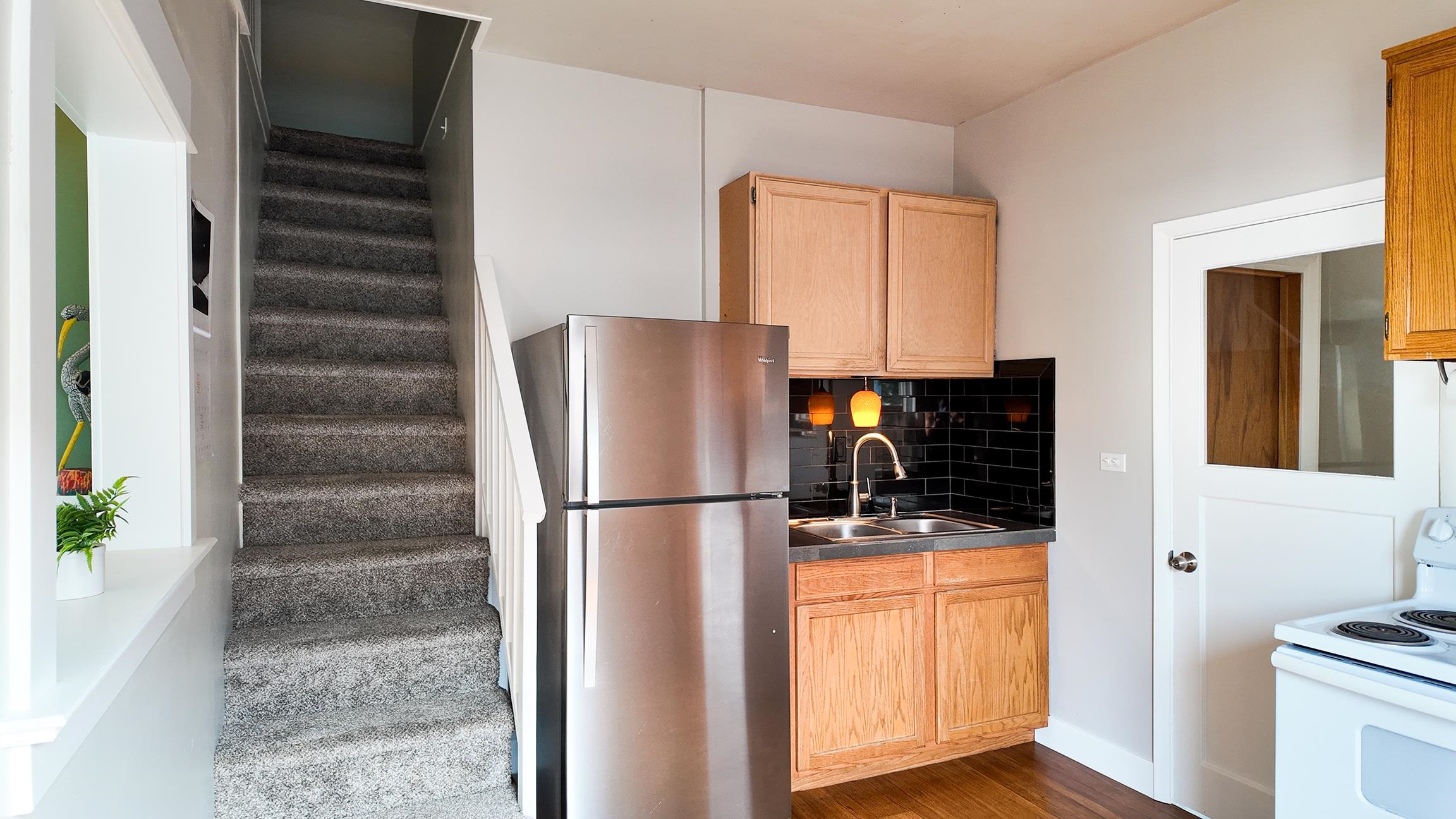 704 E 31st Ave - Photo 17