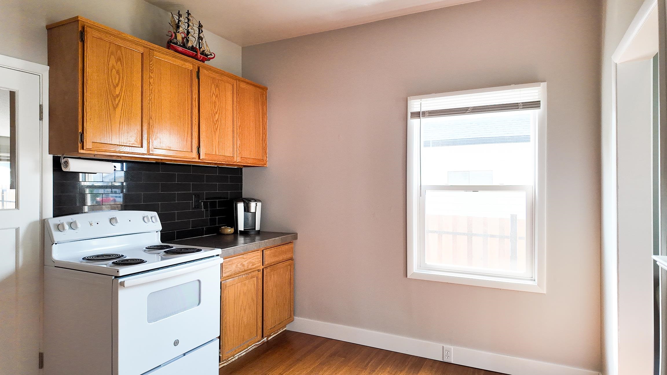 704 E 31st Ave - Photo 19