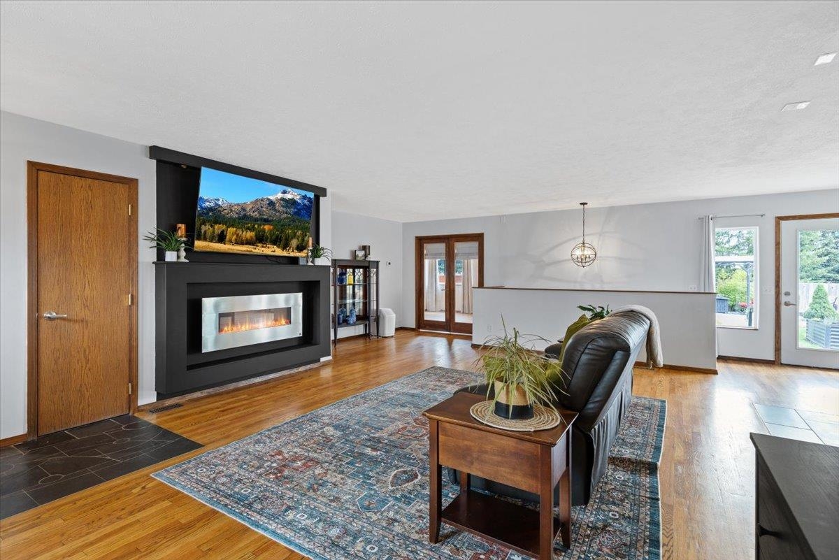 3924 N SUNDERLAND Ct - Photo 4