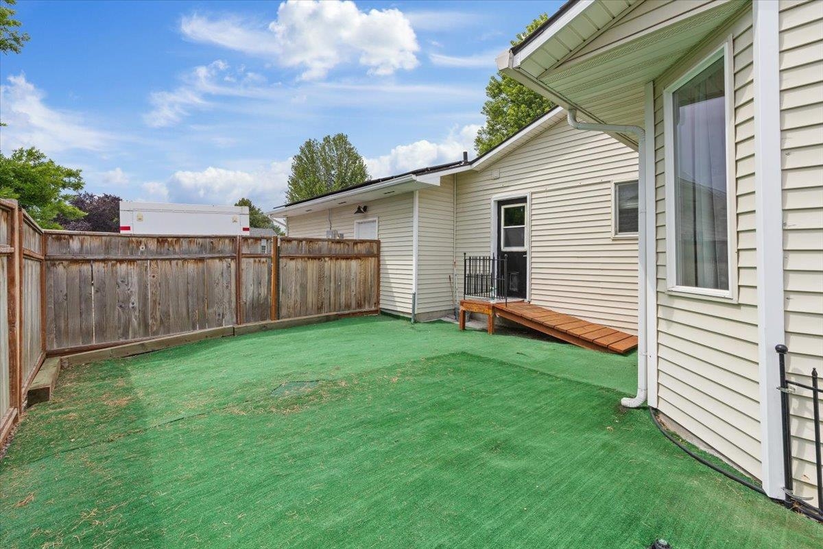 3924 N SUNDERLAND Ct - Photo 21