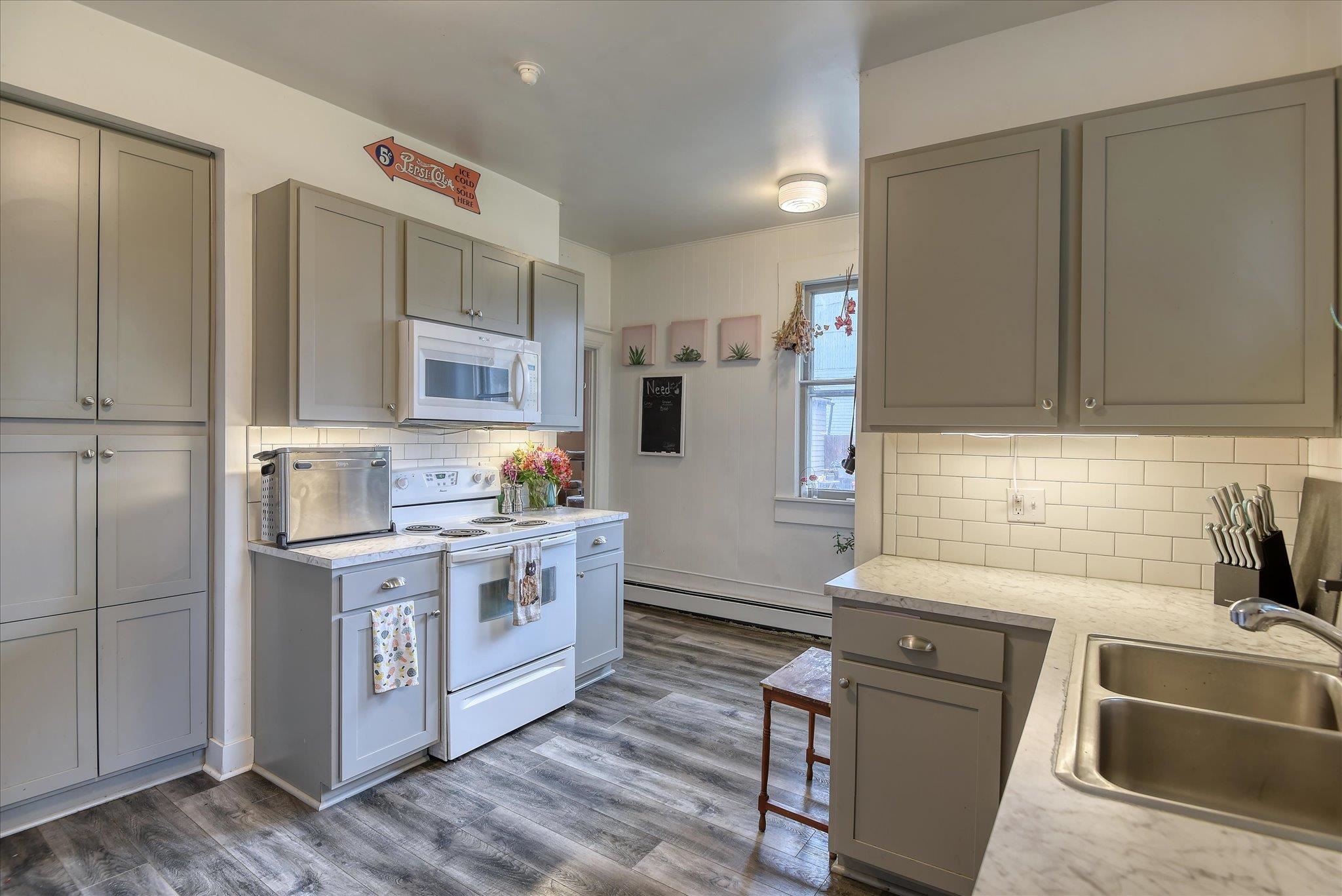 1817 W 8th Ave - Photo 12