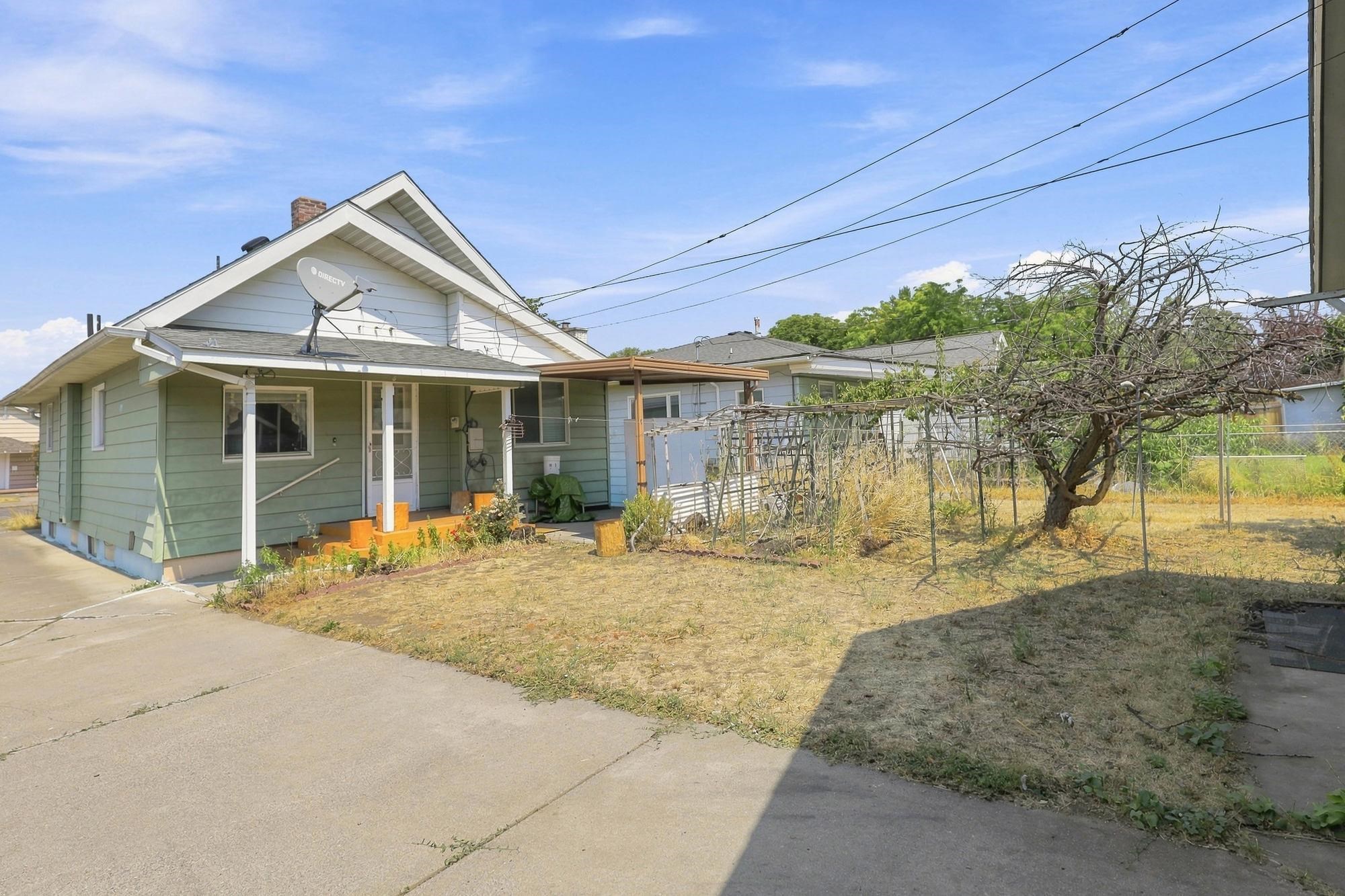 2608 E ROWAN Ave - Photo 27
