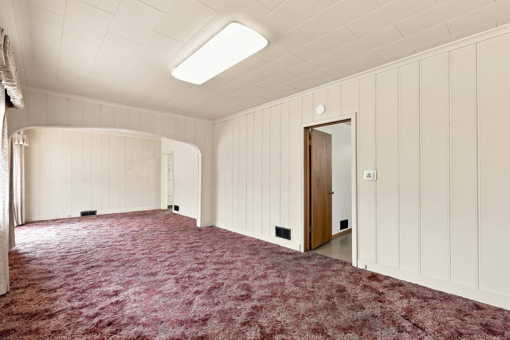2608 E ROWAN Ave - Photo 4