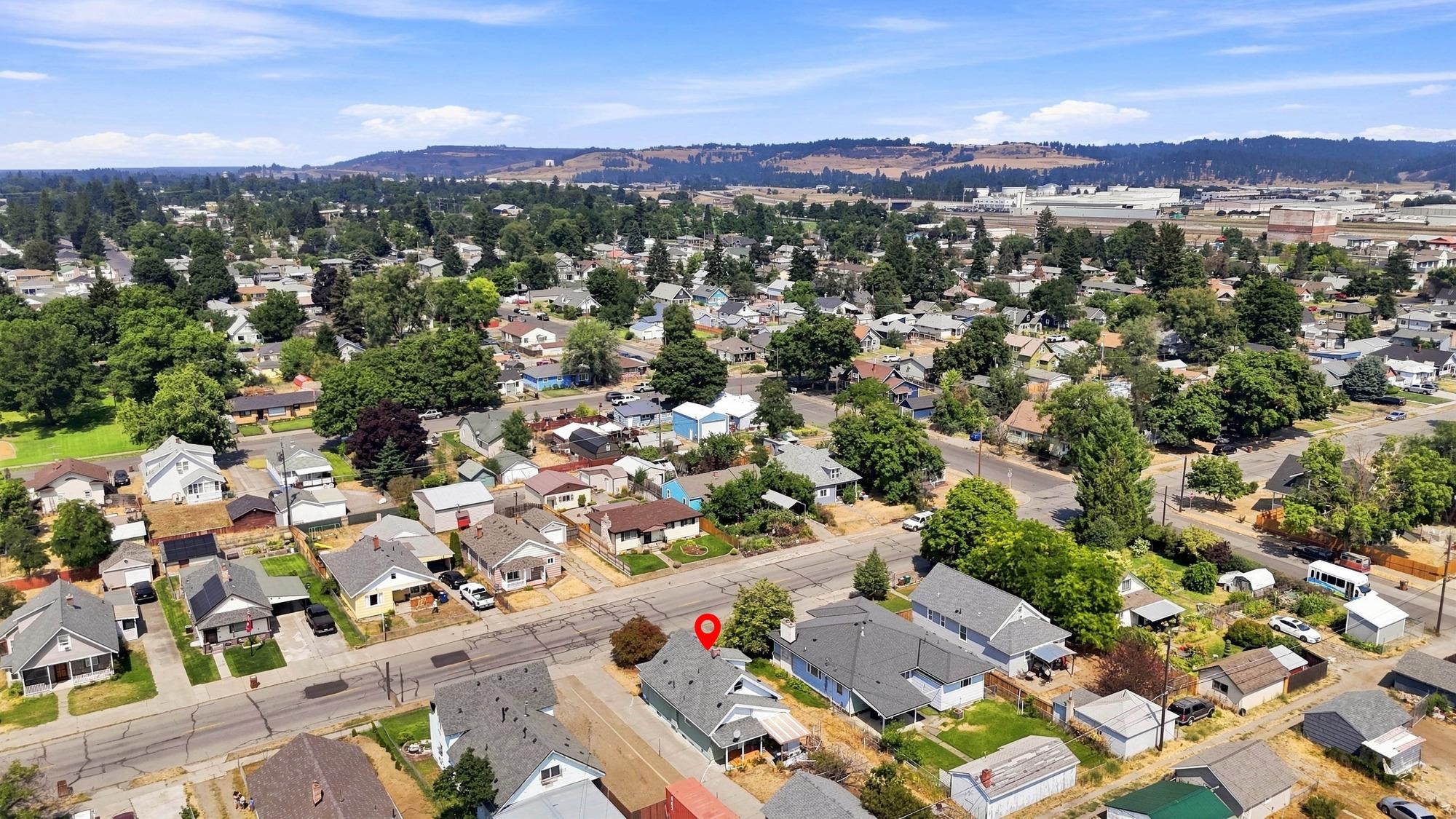 2608 E ROWAN Ave - Photo 33