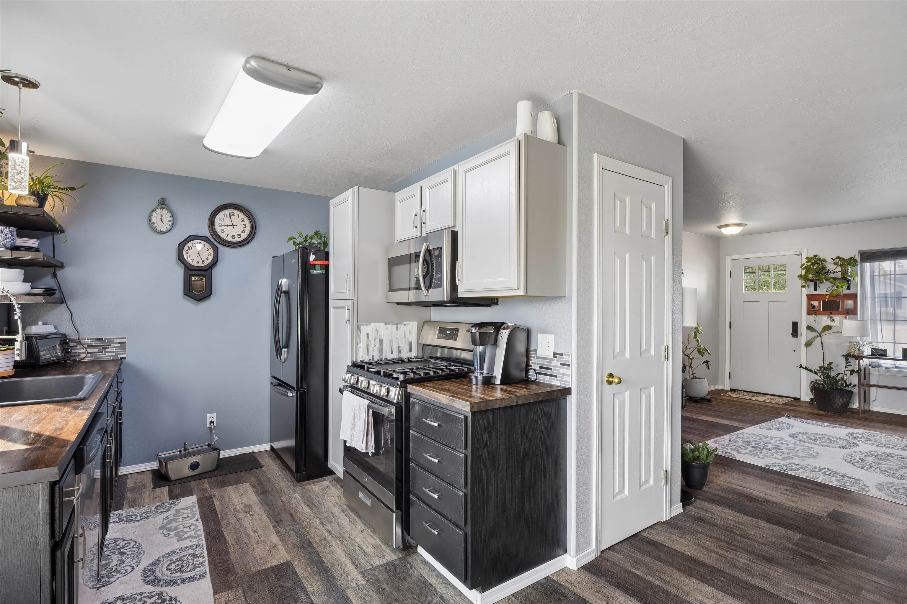 20216 E Grace Ln - Photo 10