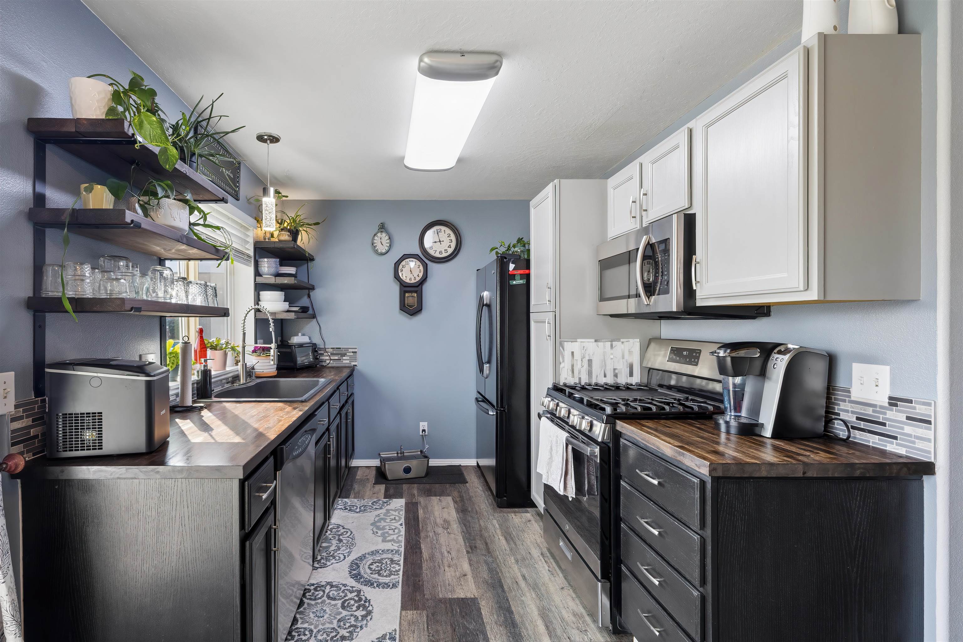 20216 E Grace Ln - Photo 12
