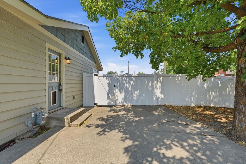 2603 W Rowan Ave - Photo 22