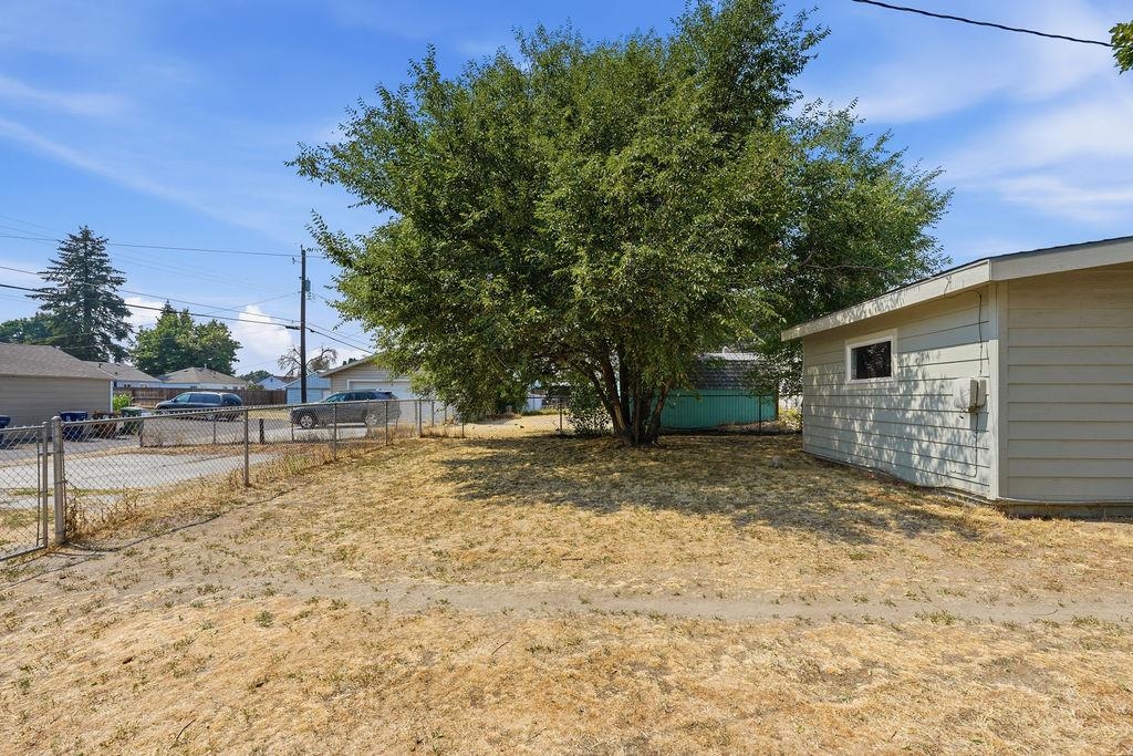 2603 W Rowan Ave - Photo 26