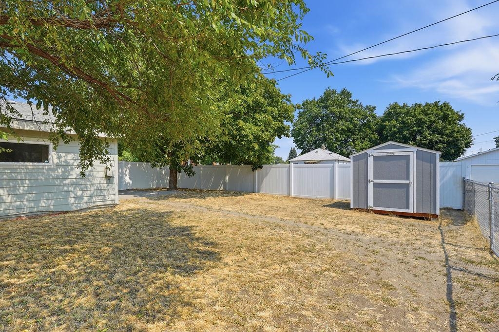 2603 W Rowan Ave - Photo 28