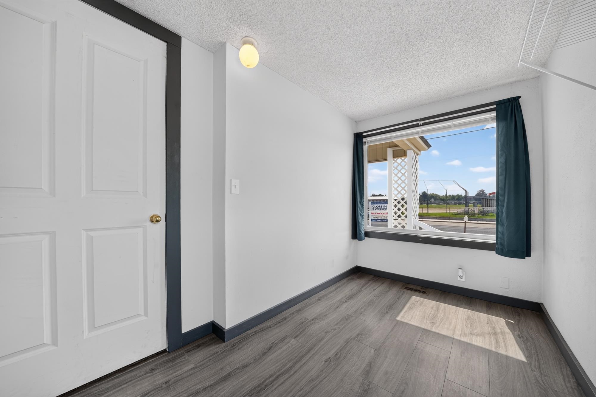 8915 E Grace Ave - Photo 22