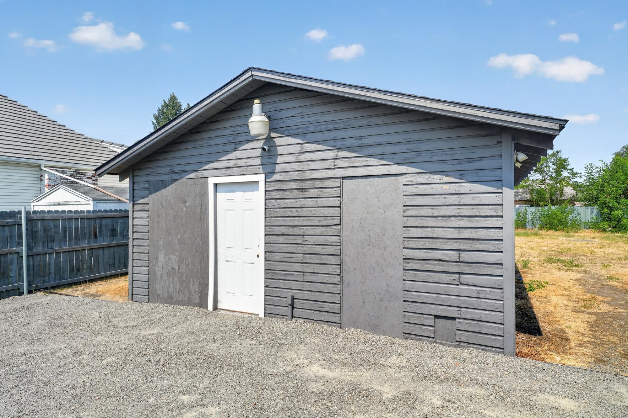 8915 E Grace Ave - Photo 41