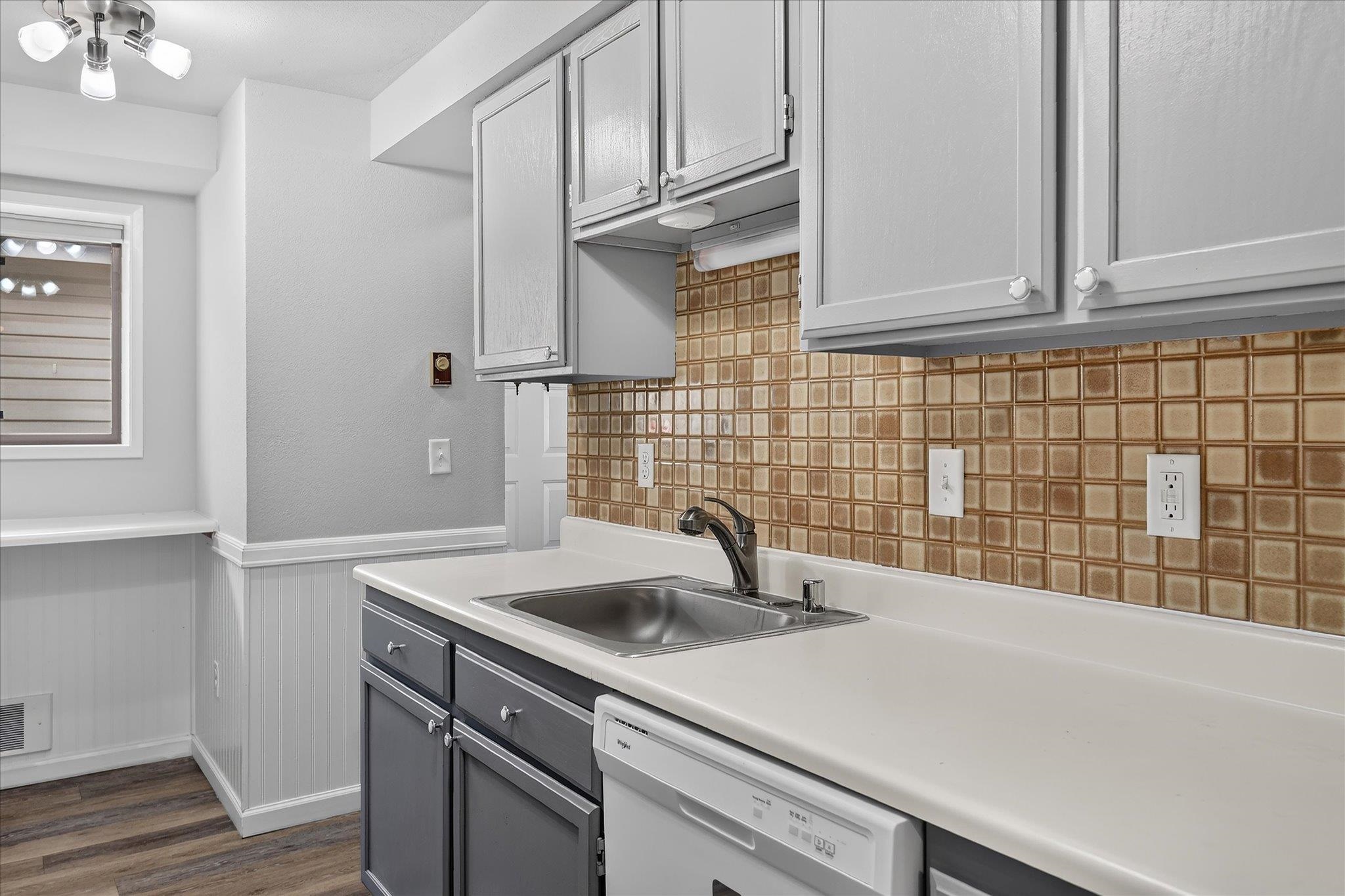 7878 N WILDING Dr - Photo 18