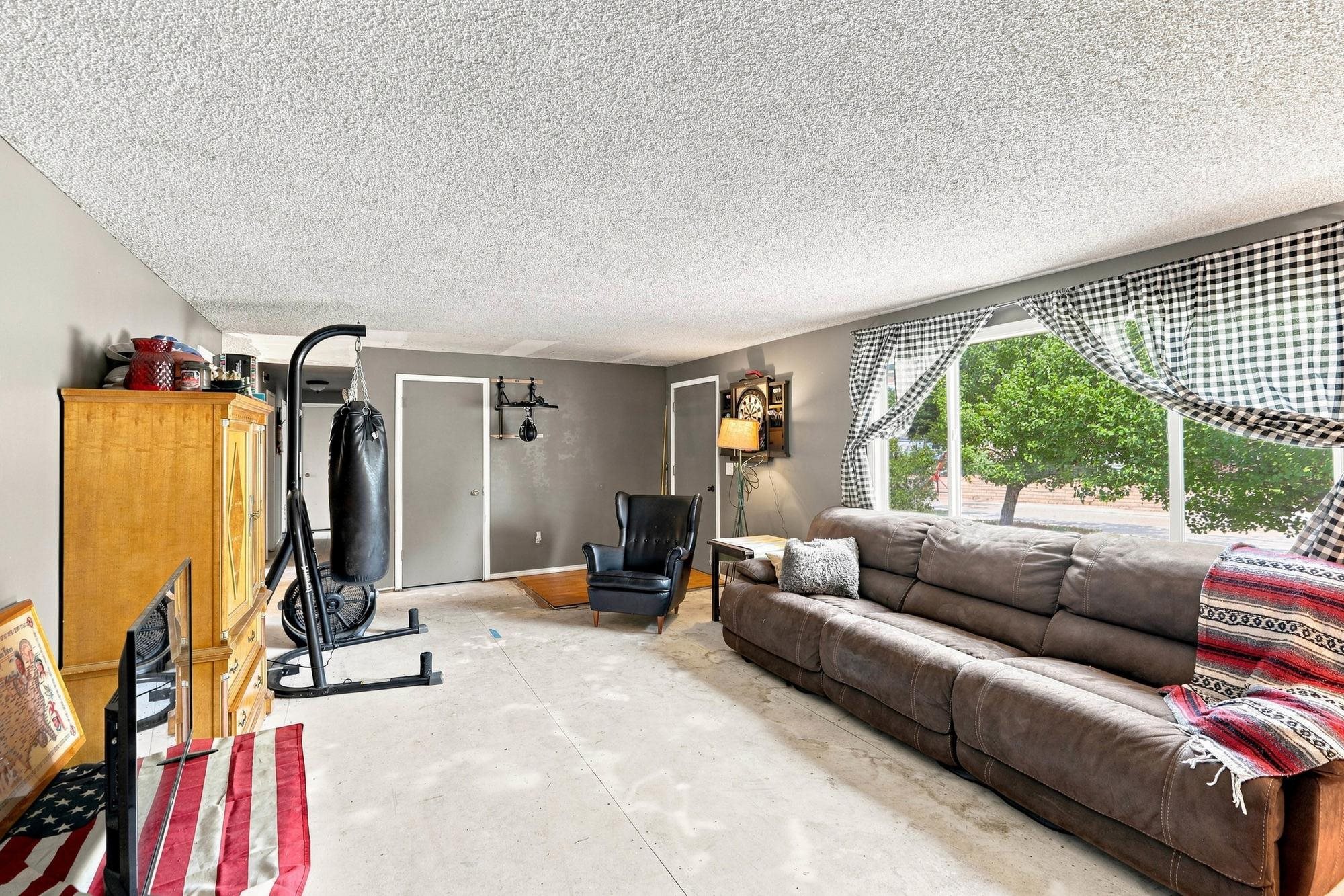 3106 S Bowdish Rd - Photo 6