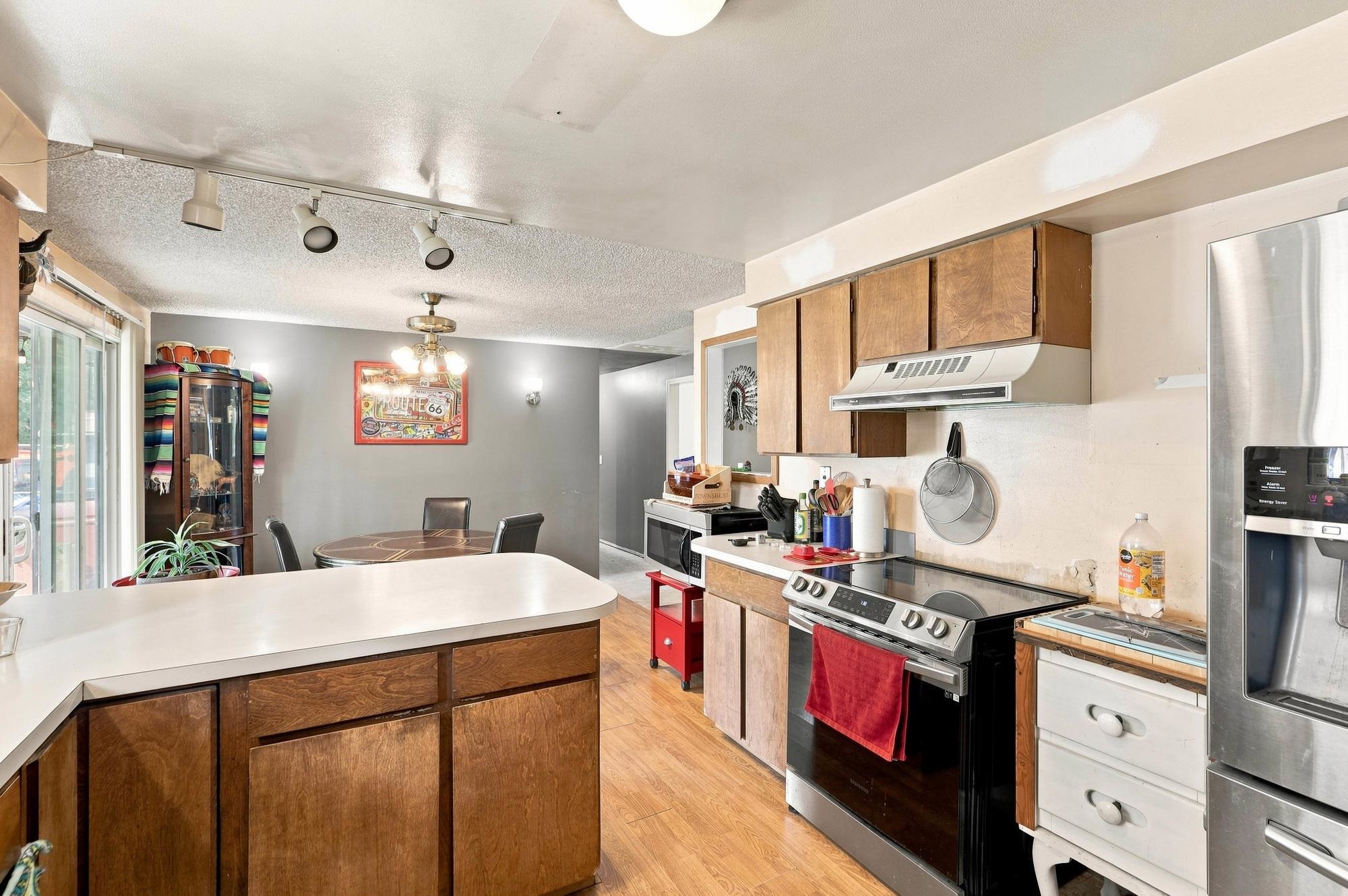 3106 S Bowdish Rd - Photo 12