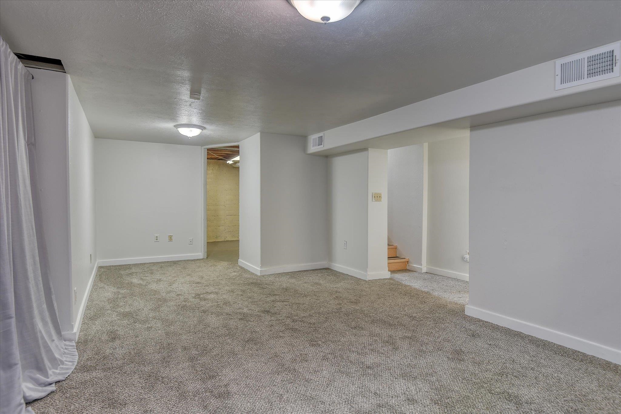 4803 N Belt St - Photo 32