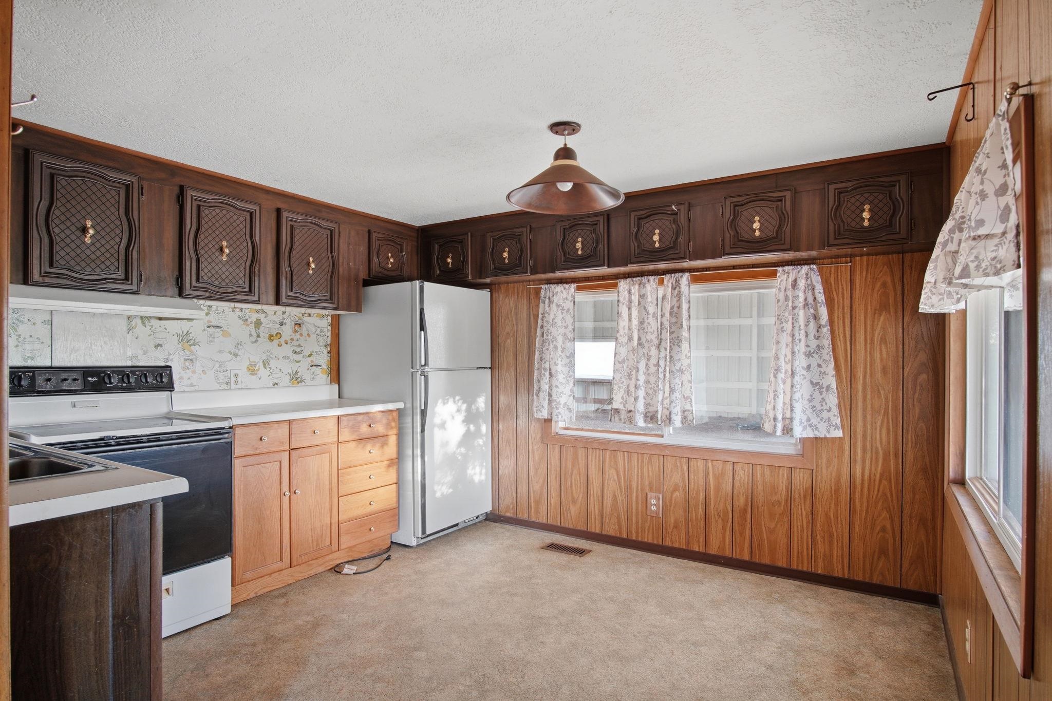 2312 N Christensen Rd - Photo 8
