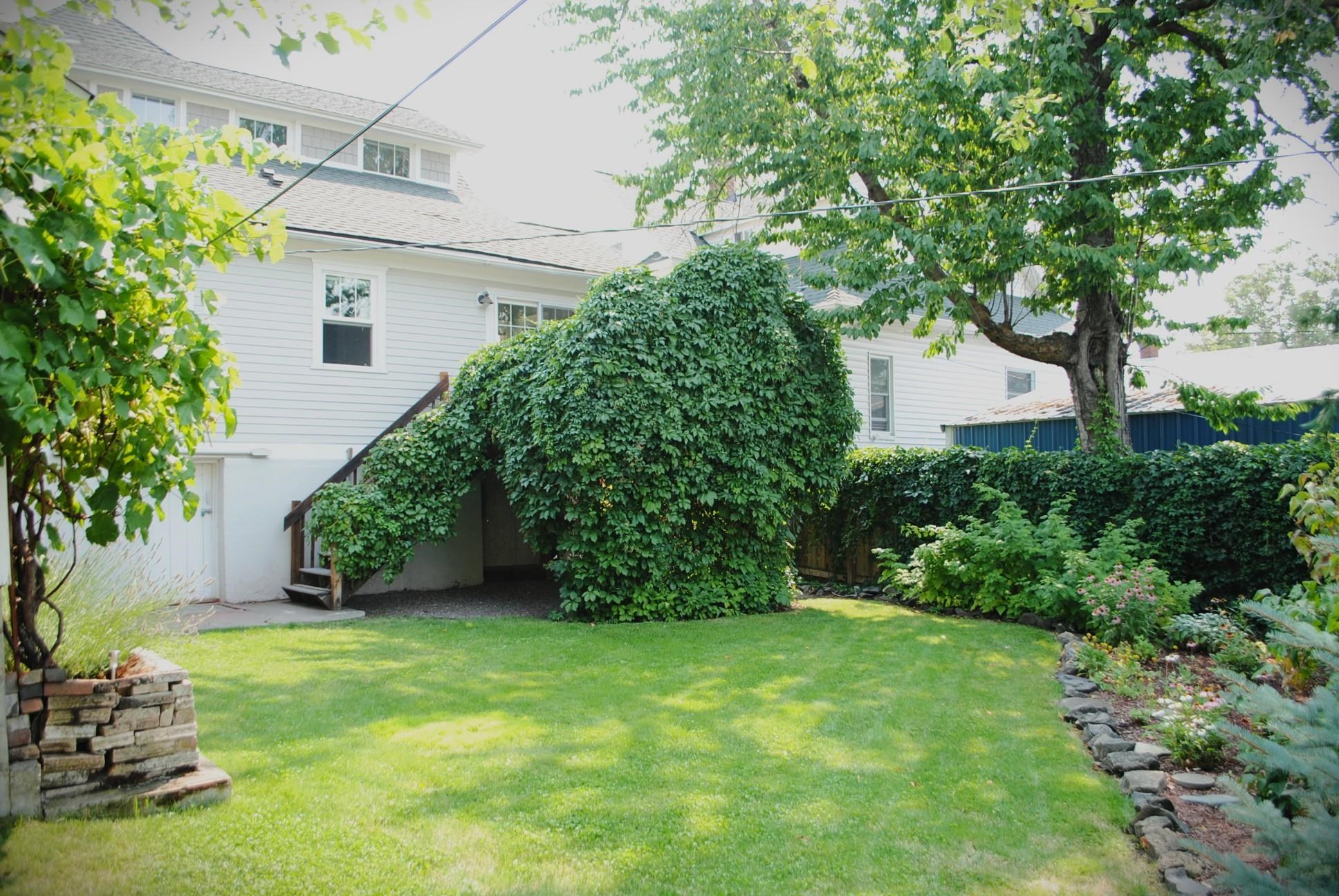 1711 N Normandie St - Photo 24