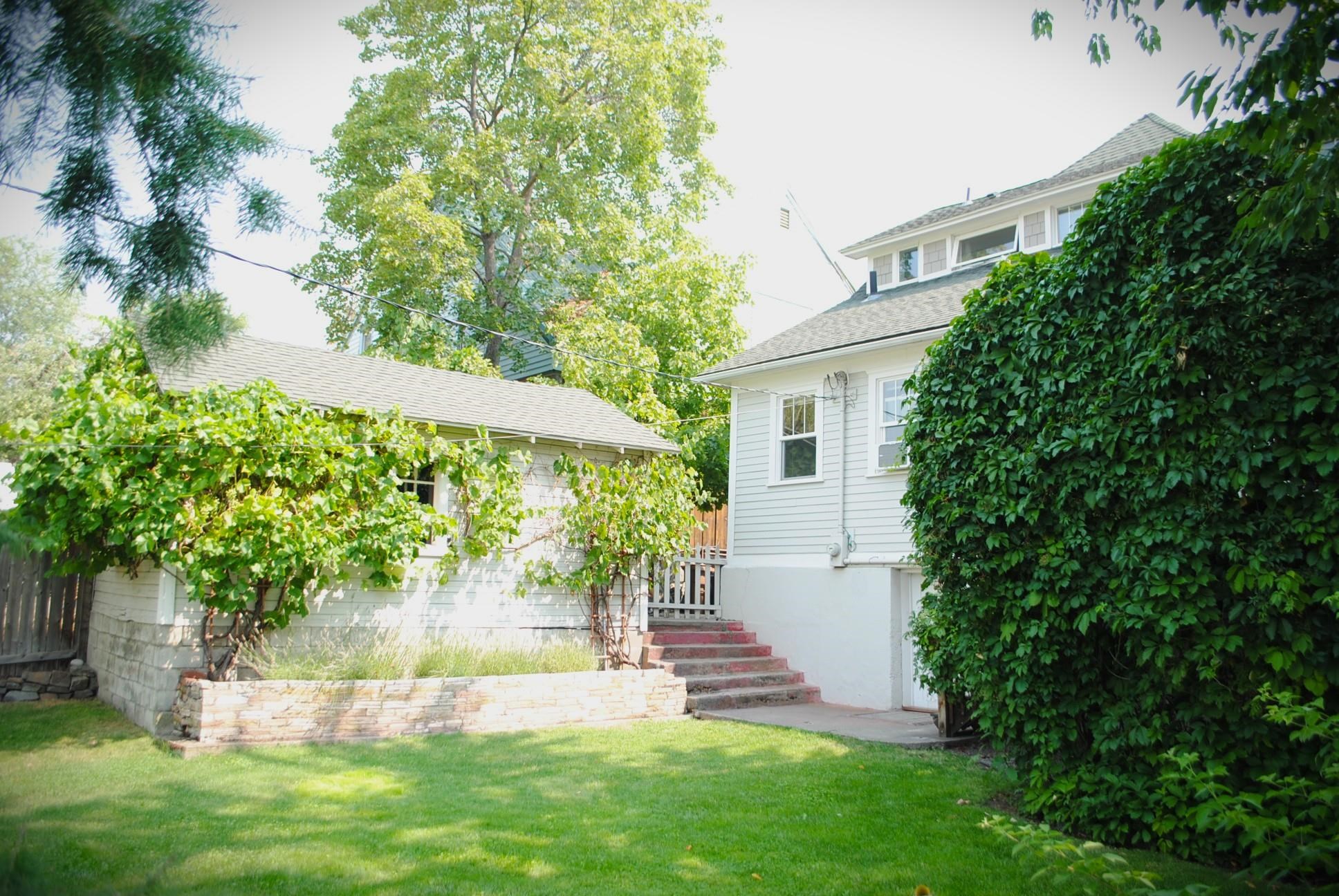 1711 N Normandie St - Photo 25
