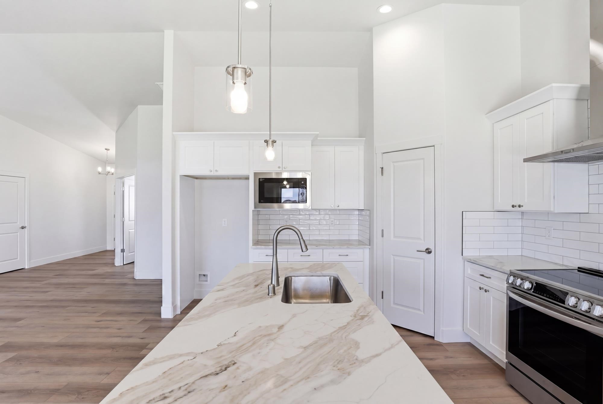 1226 N Park Ct - Photo 12
