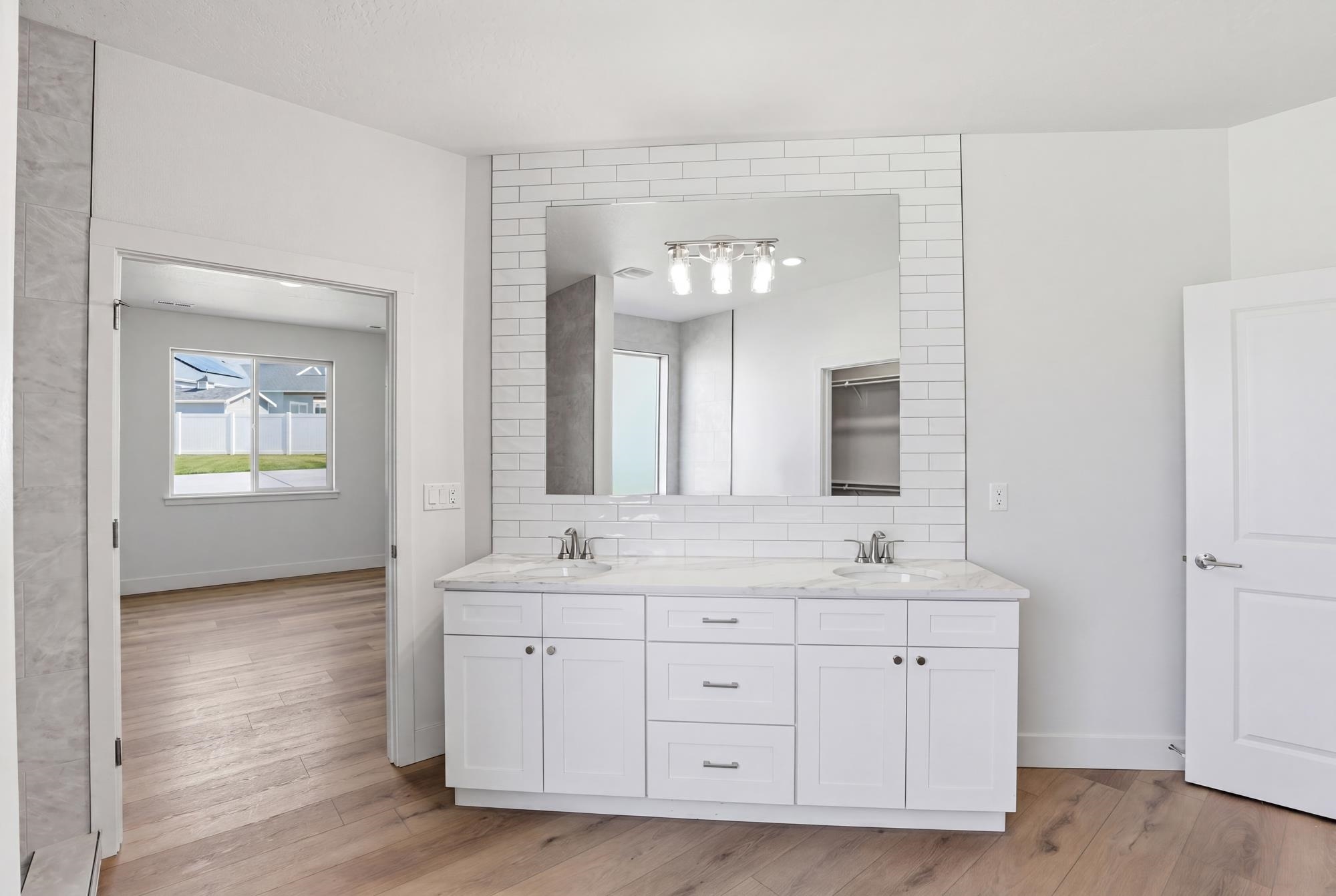 1226 N Park Ct - Photo 22