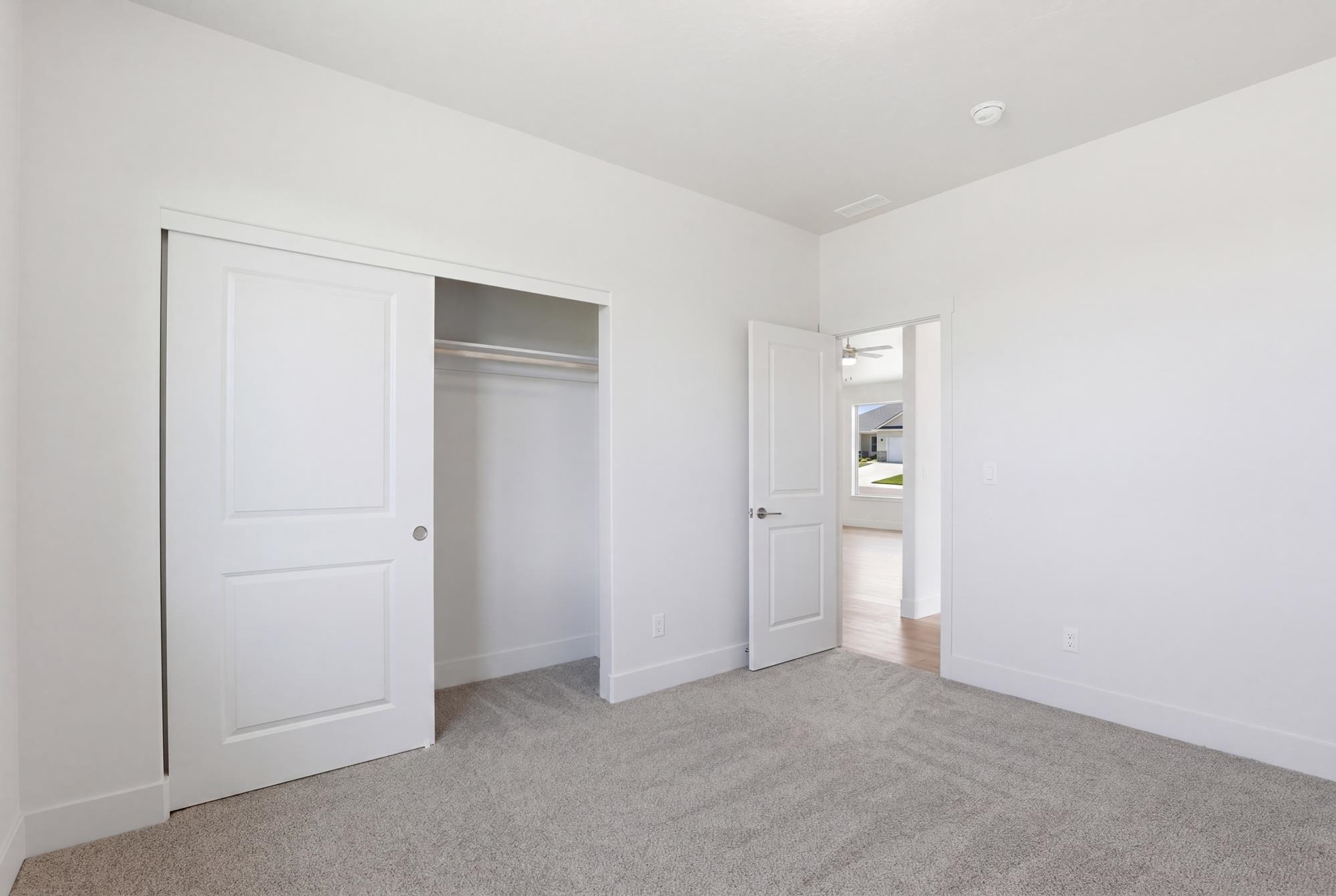 1226 N Park Ct - Photo 28