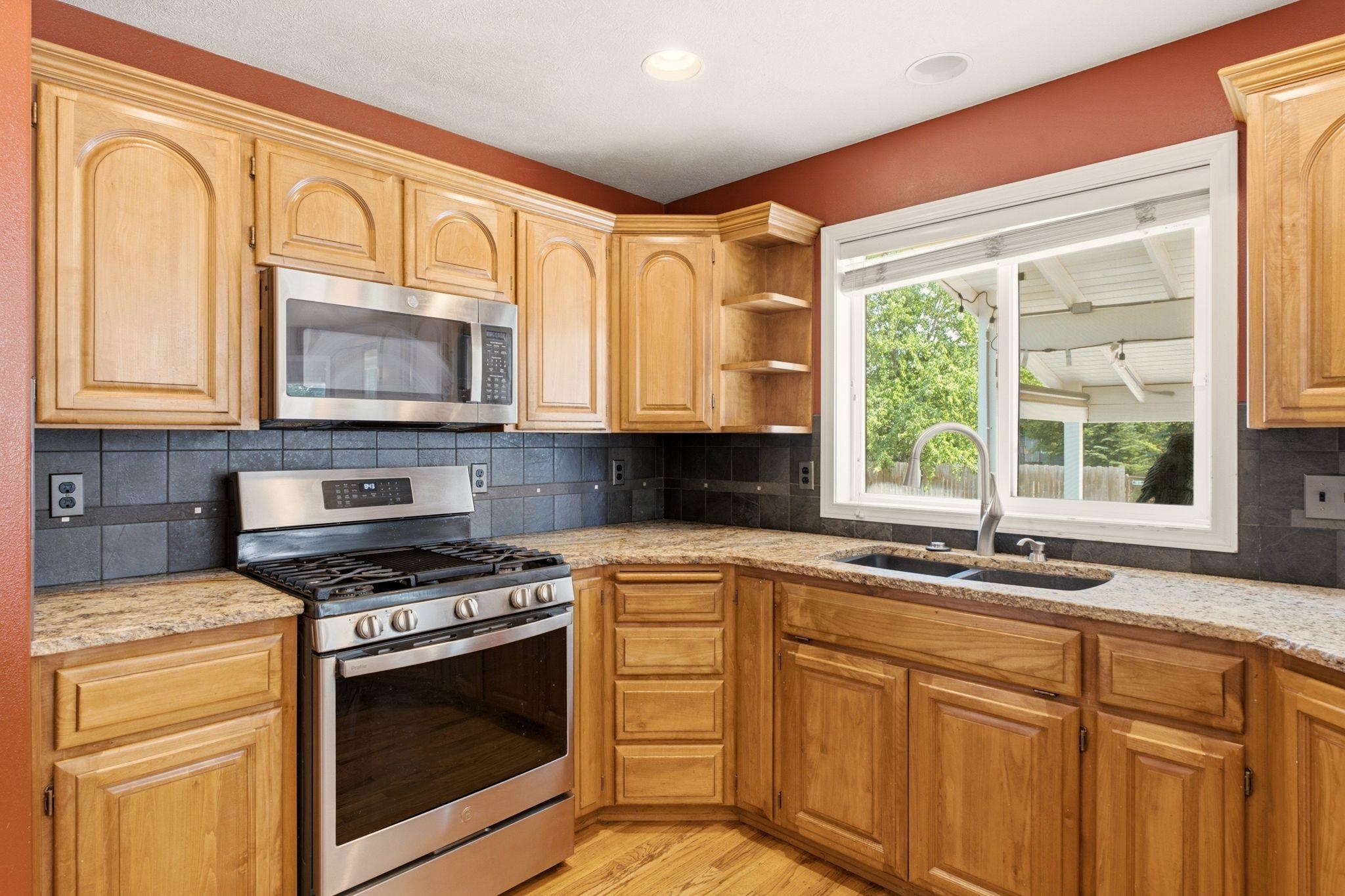 2209 S Steen Rd - Photo 8