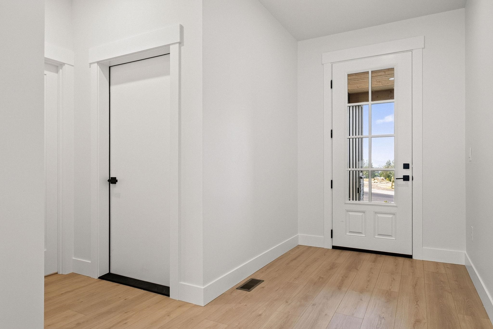 6944 E Beverly Ave - Photo 3