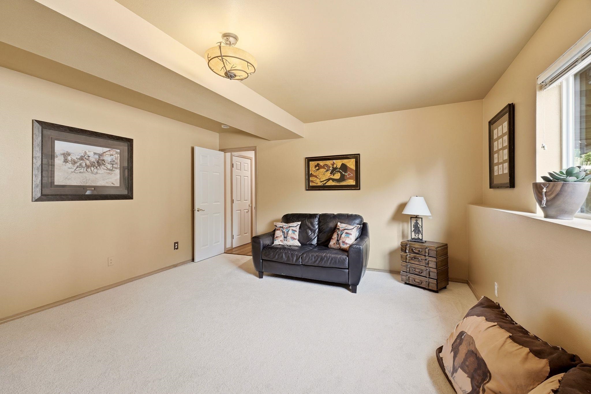 826 N Malvern Rd - Photo 13