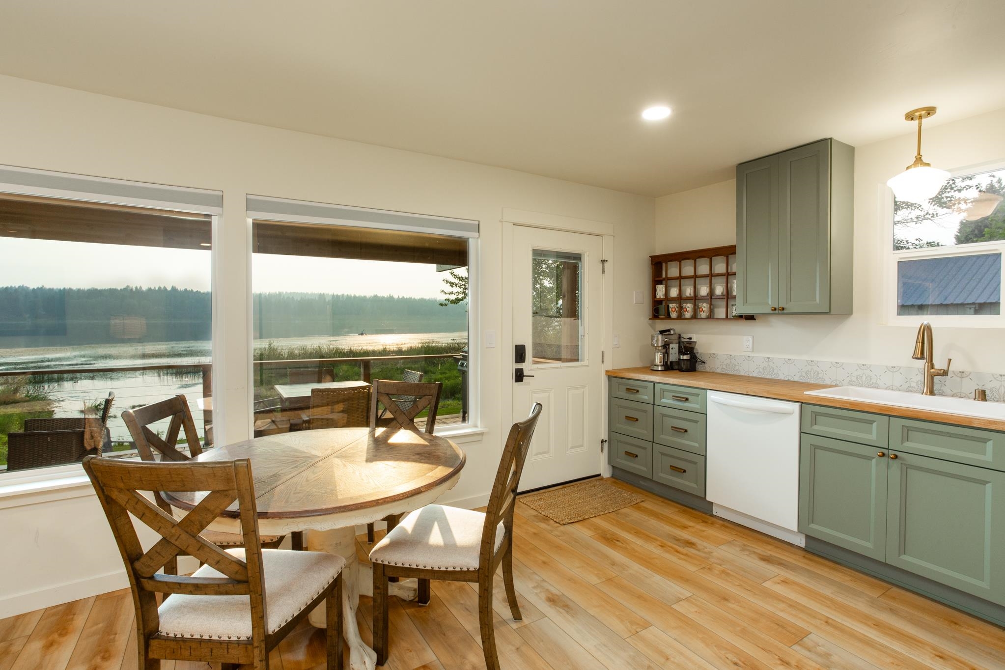 40211 N Grays Ln - Photo 8