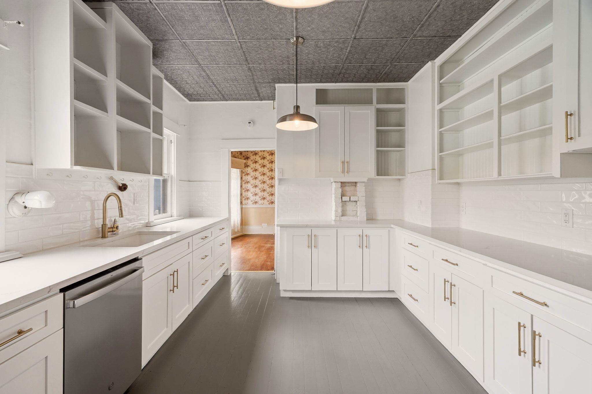 2420 W Maxwell Ave - Photo 14