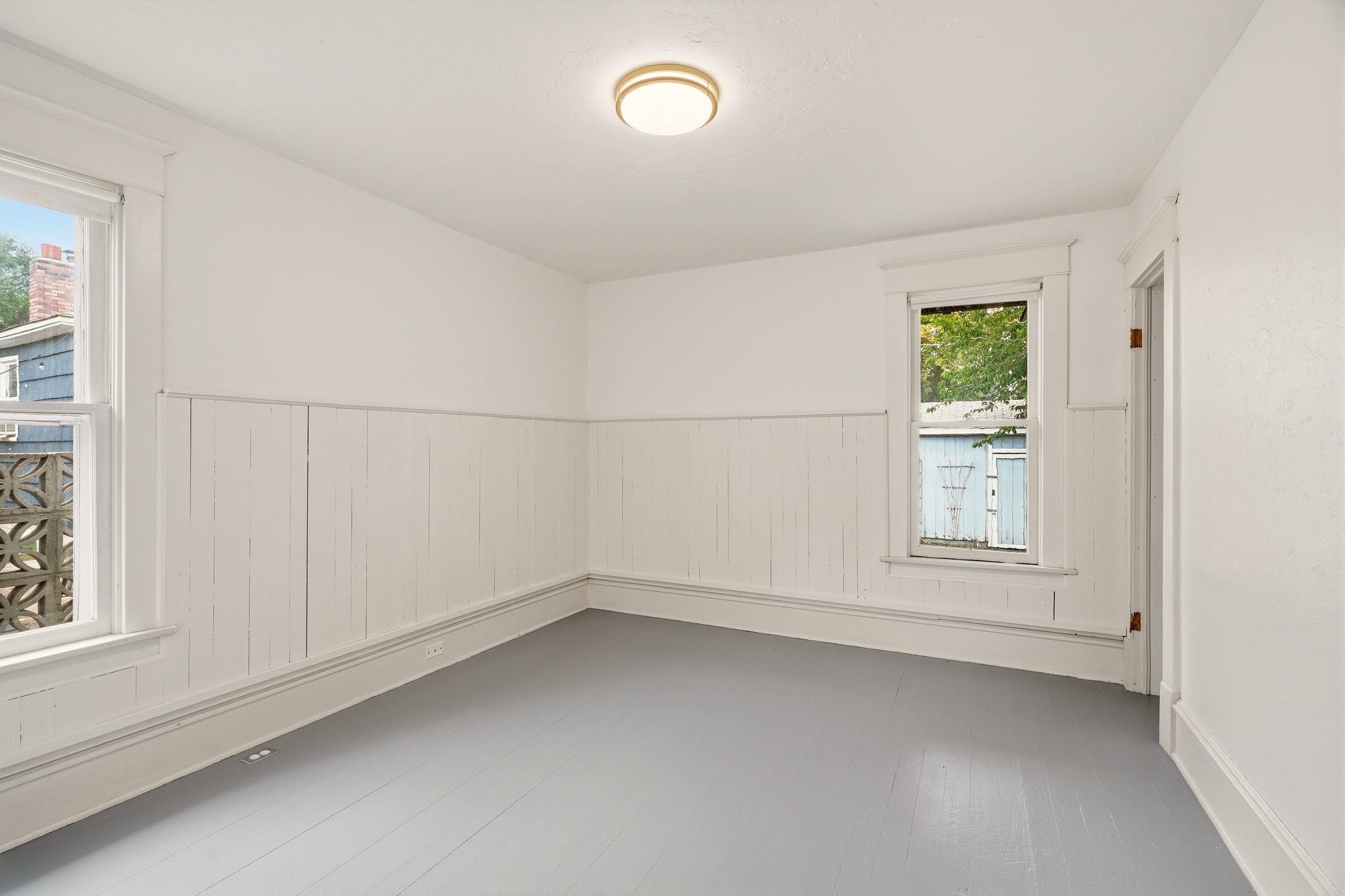 2420 W Maxwell Ave - Photo 19