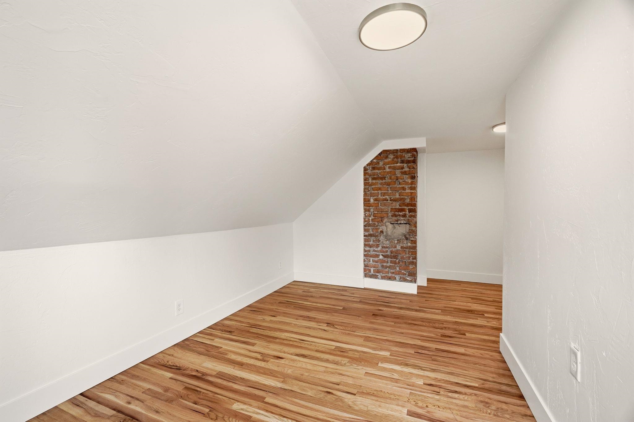 2420 W Maxwell Ave - Photo 20