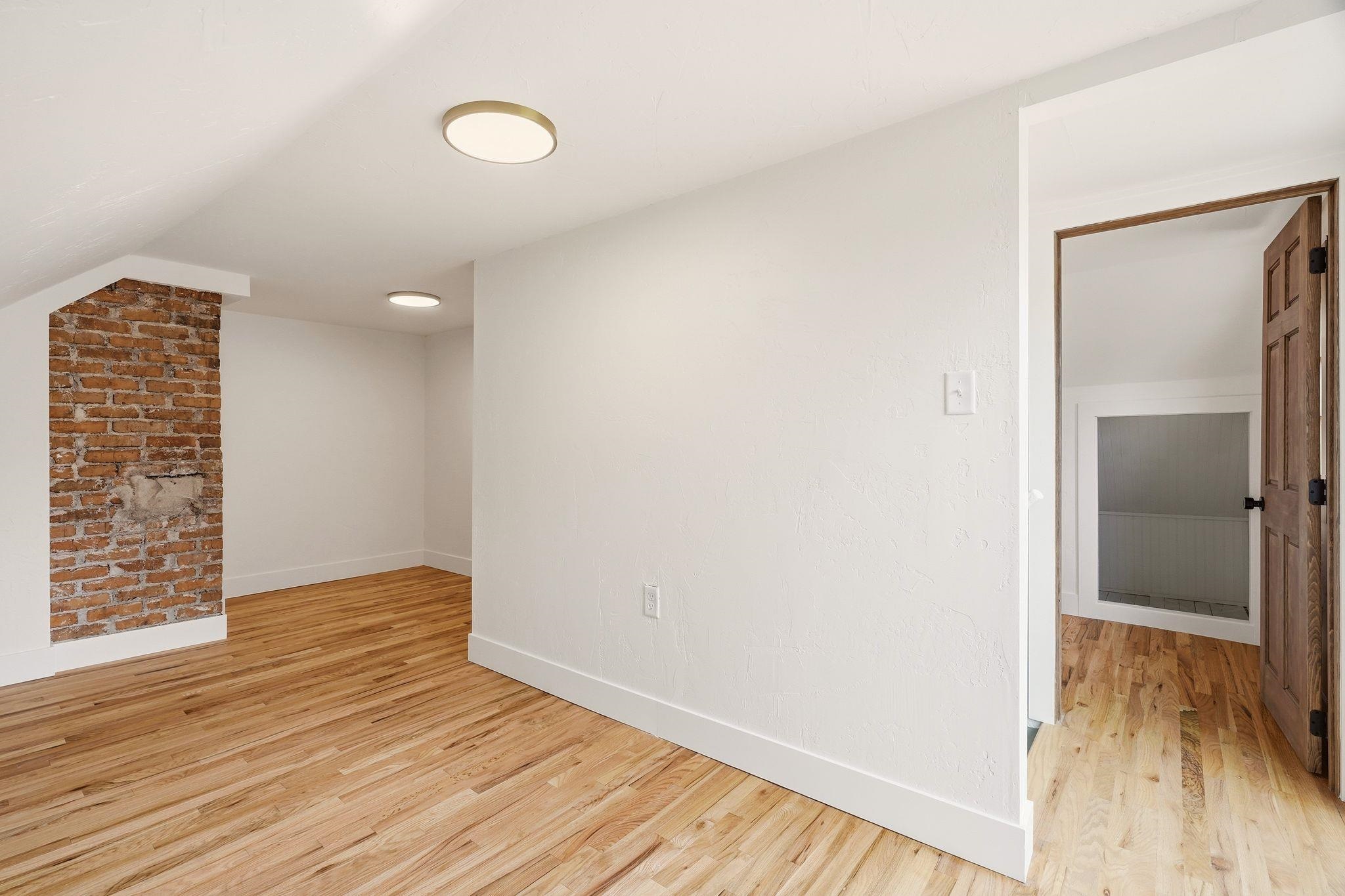 2420 W Maxwell Ave - Photo 21